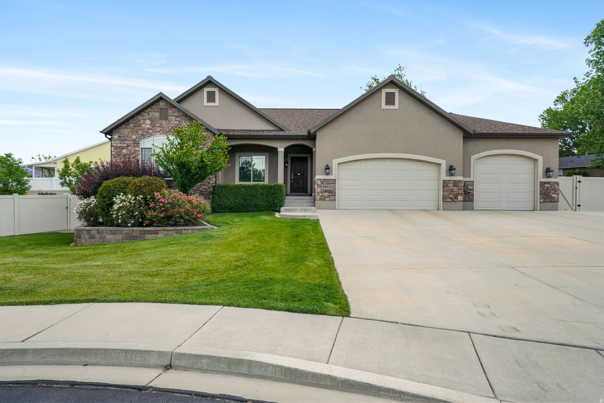 LINDON MEADOWS - Residential
