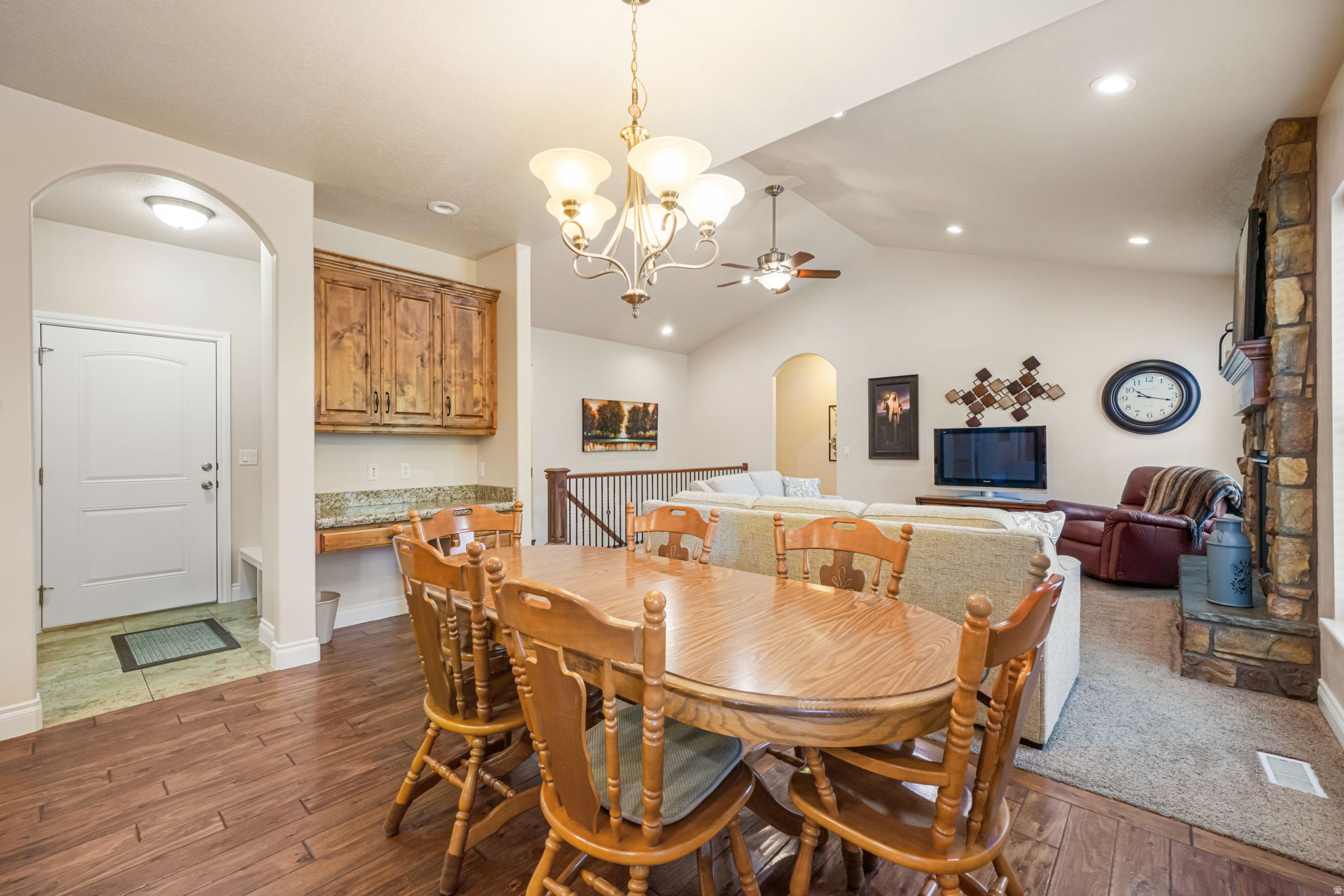 LINDON MEADOWS - Residential