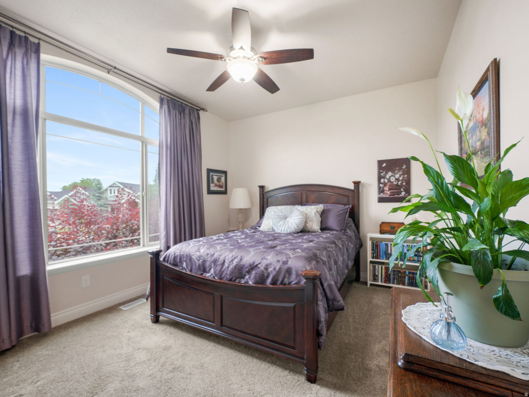 LINDON MEADOWS - Residential