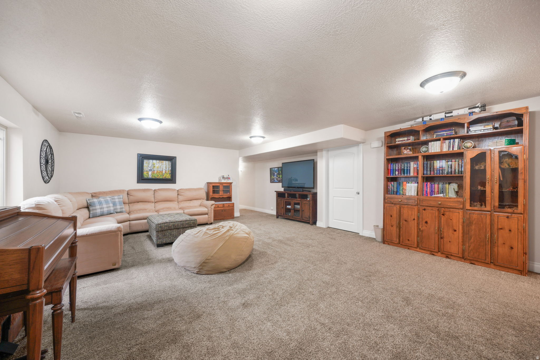 LINDON MEADOWS - Residential