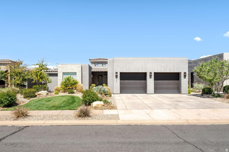 LEDGES OF ST GEORGE PH 7 - Residential