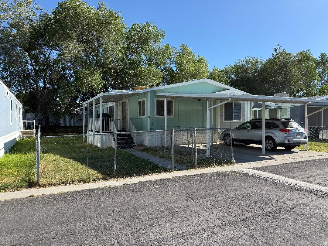 WESTERN ESTATES - Residential