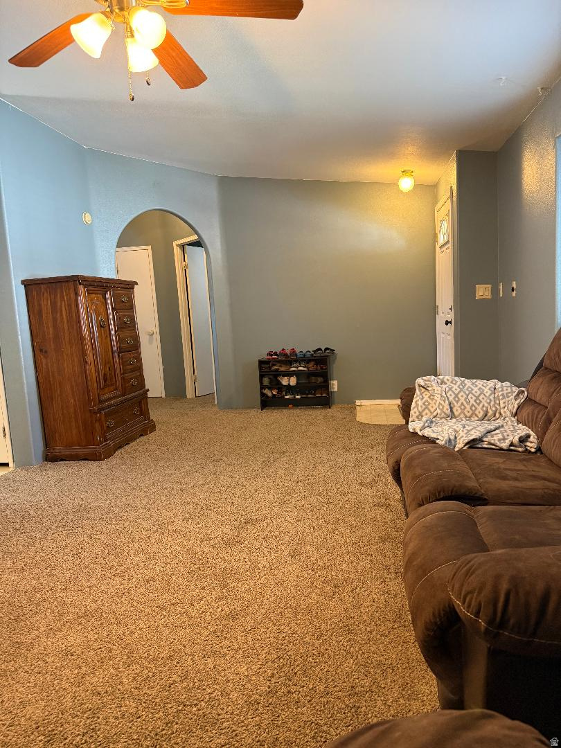 WESTERN ESTATES - Residential
