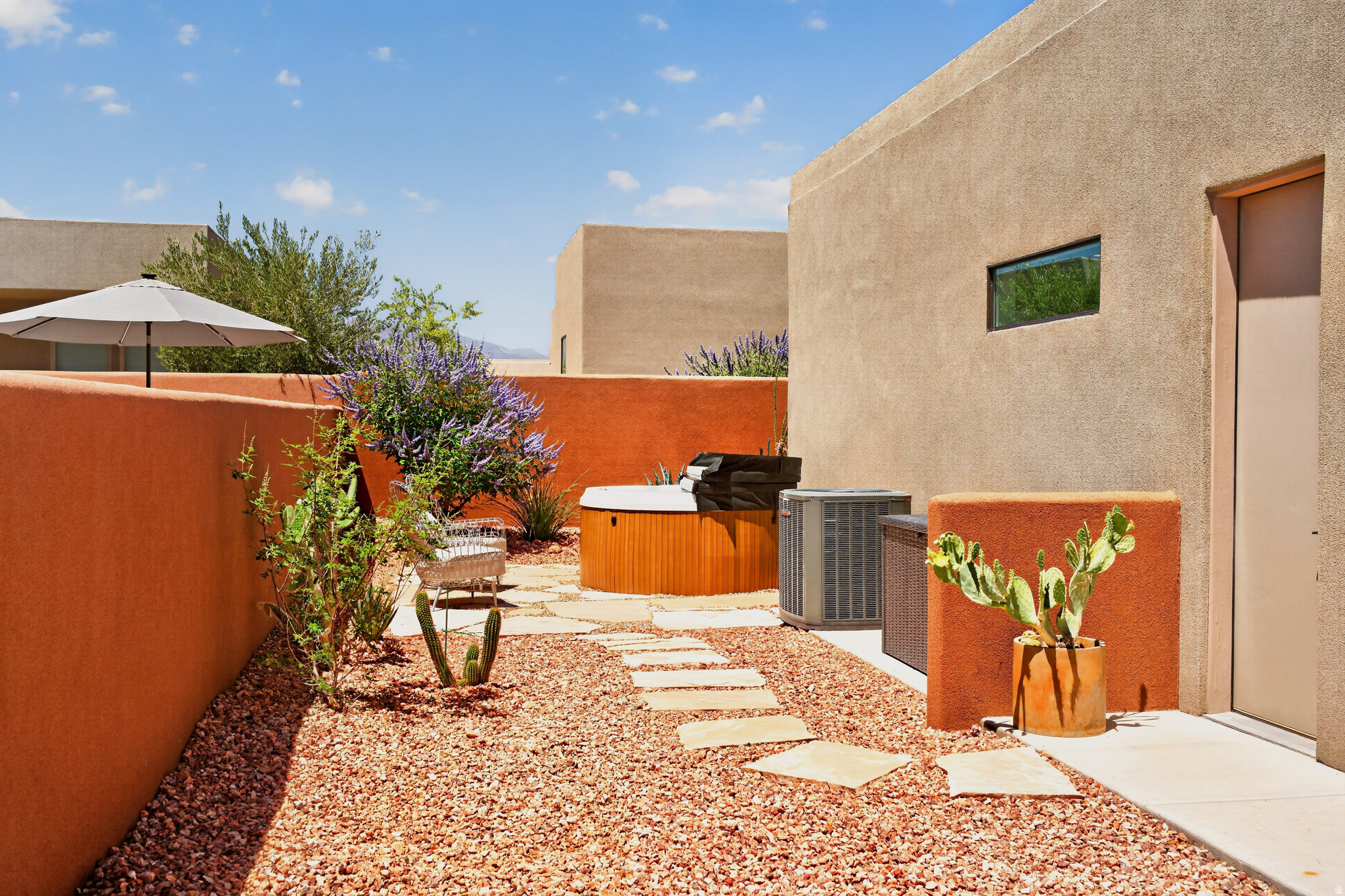 DUNES AT SAND HOLLOW - Residential
