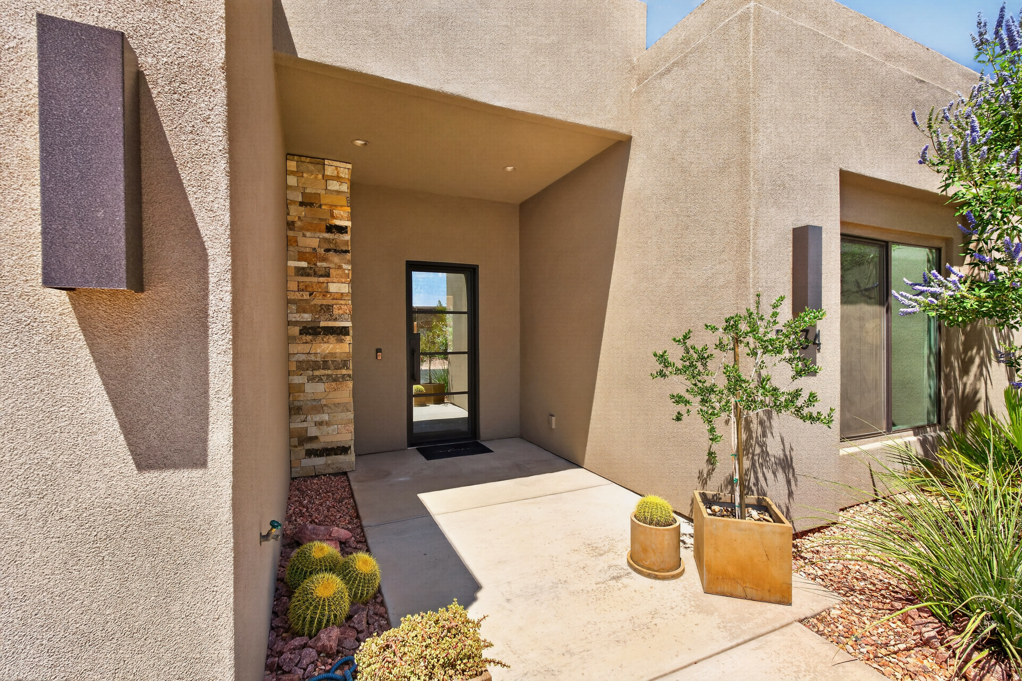 DUNES AT SAND HOLLOW - Residential
