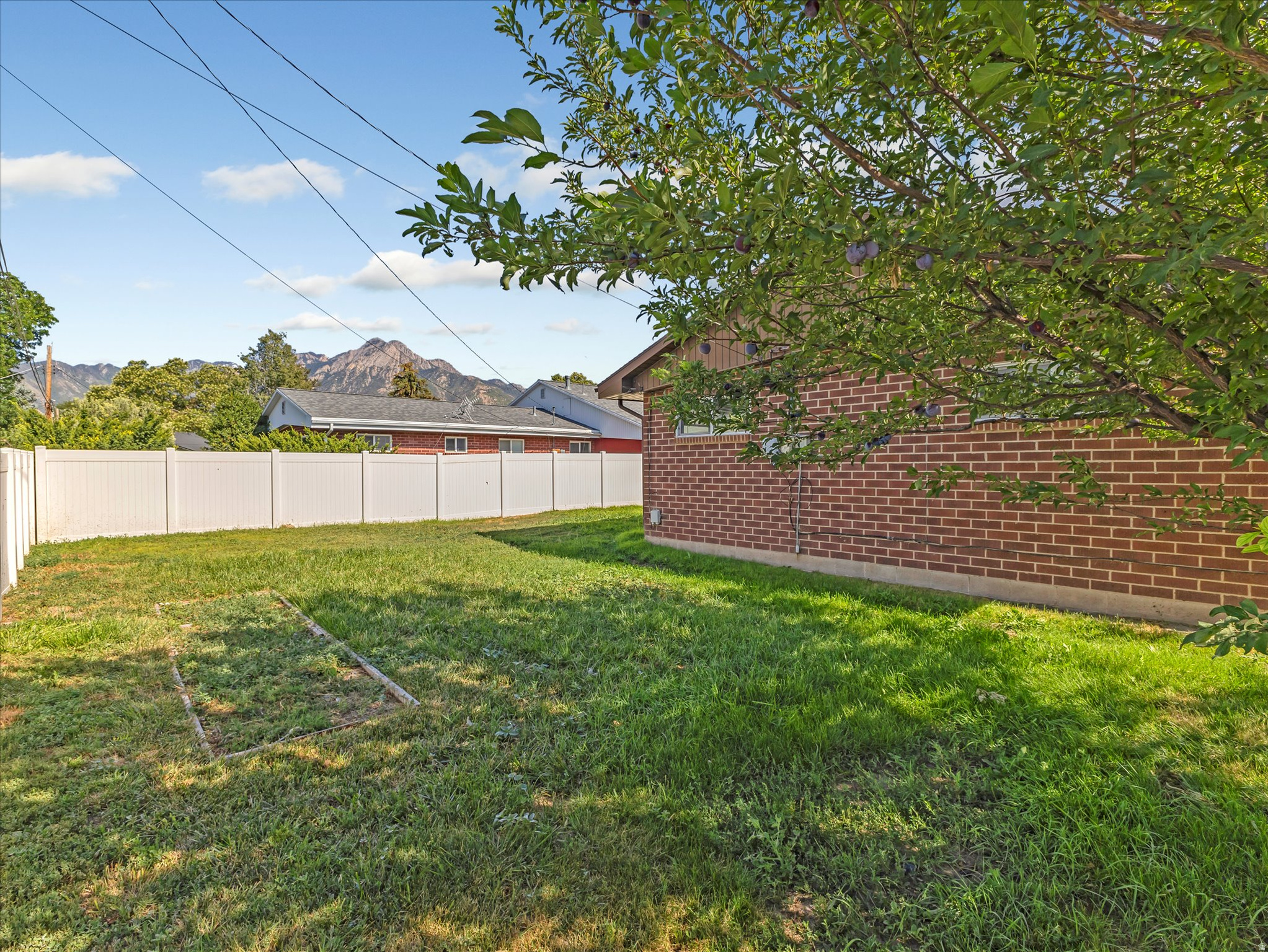 JUNIPER - Residential