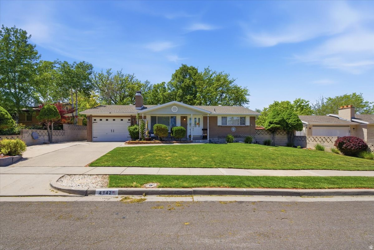 COLONY WEST - Residential