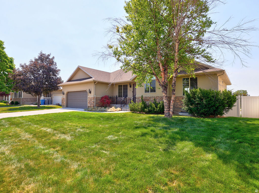 SPRING HOLLOW 49 - Residential