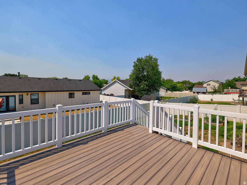 SPRING HOLLOW 49 - Residential