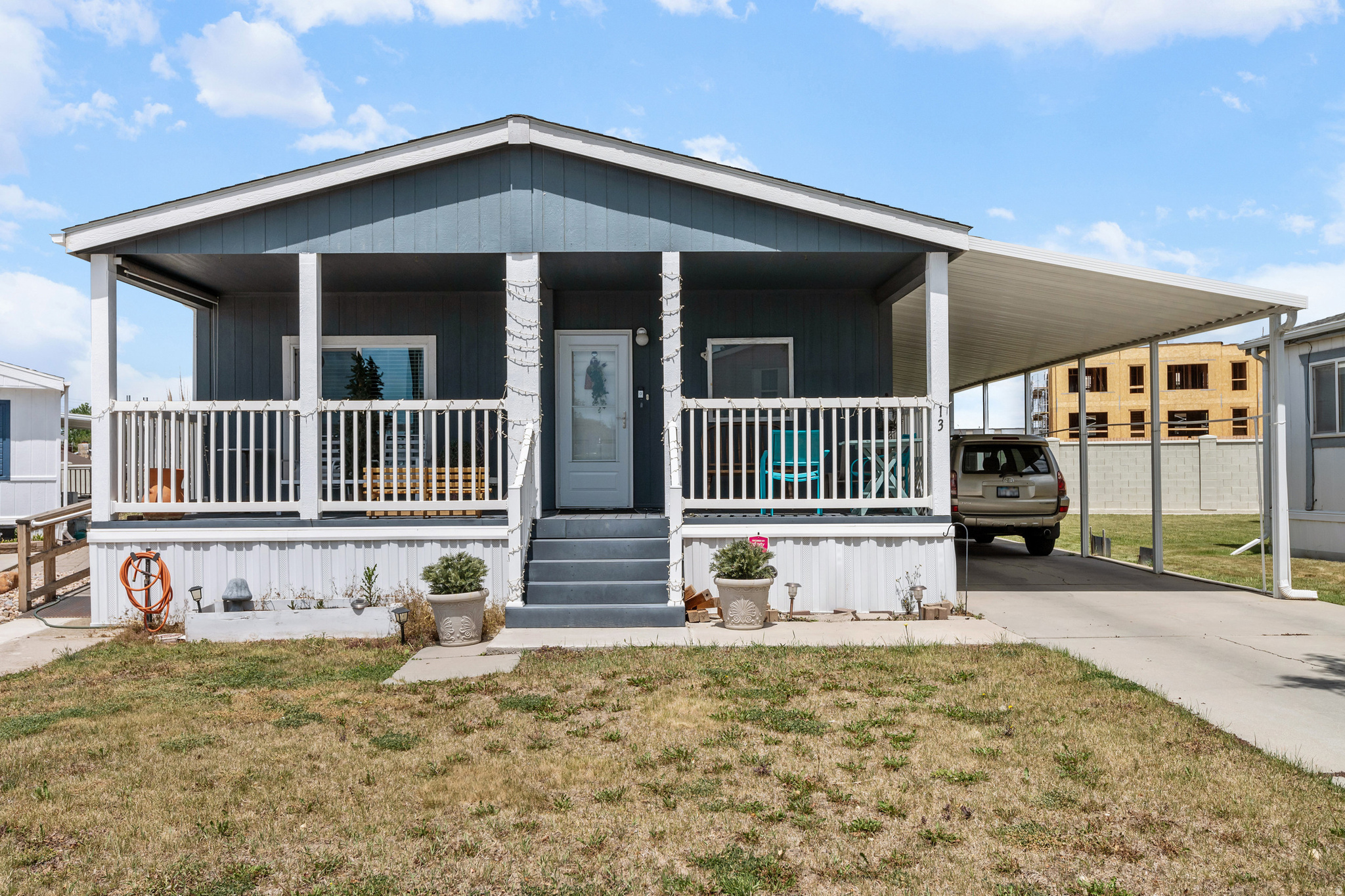 APPLEWOOD - Residential