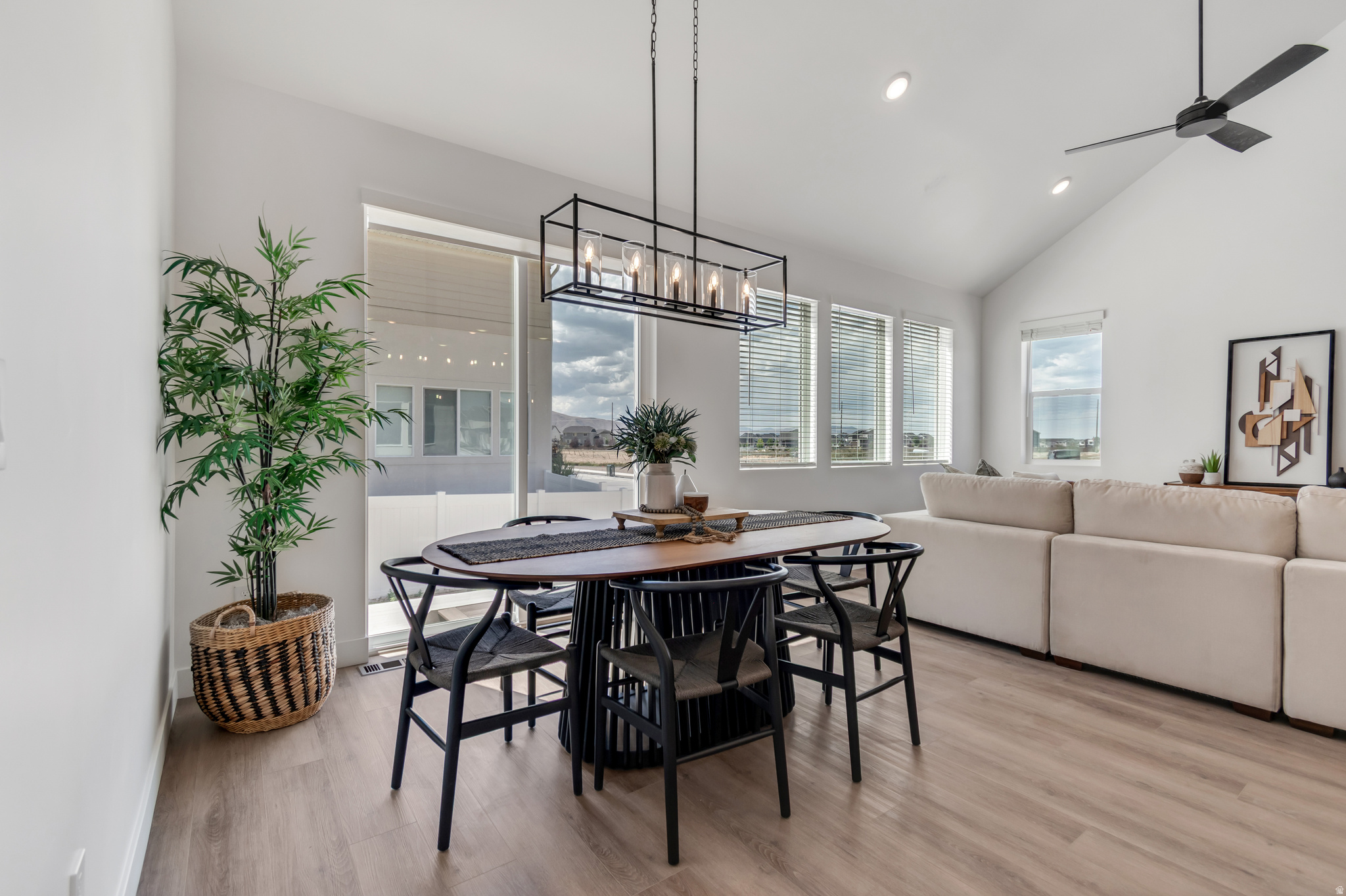 ARROWHEAD RANCH - Residential