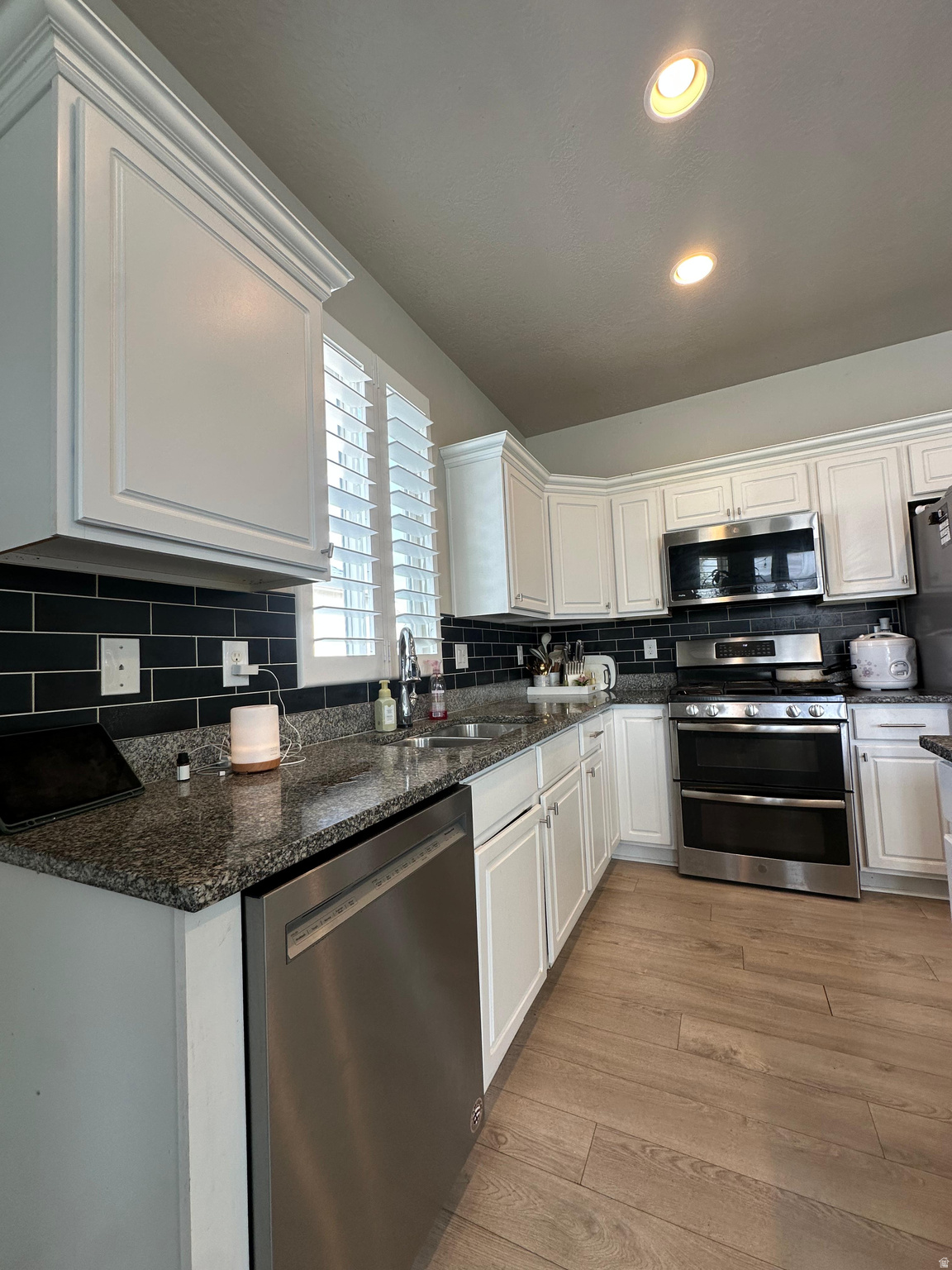 ECHO RIDGE - Residential