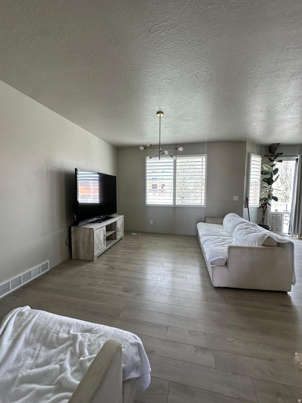 ECHO RIDGE - Residential