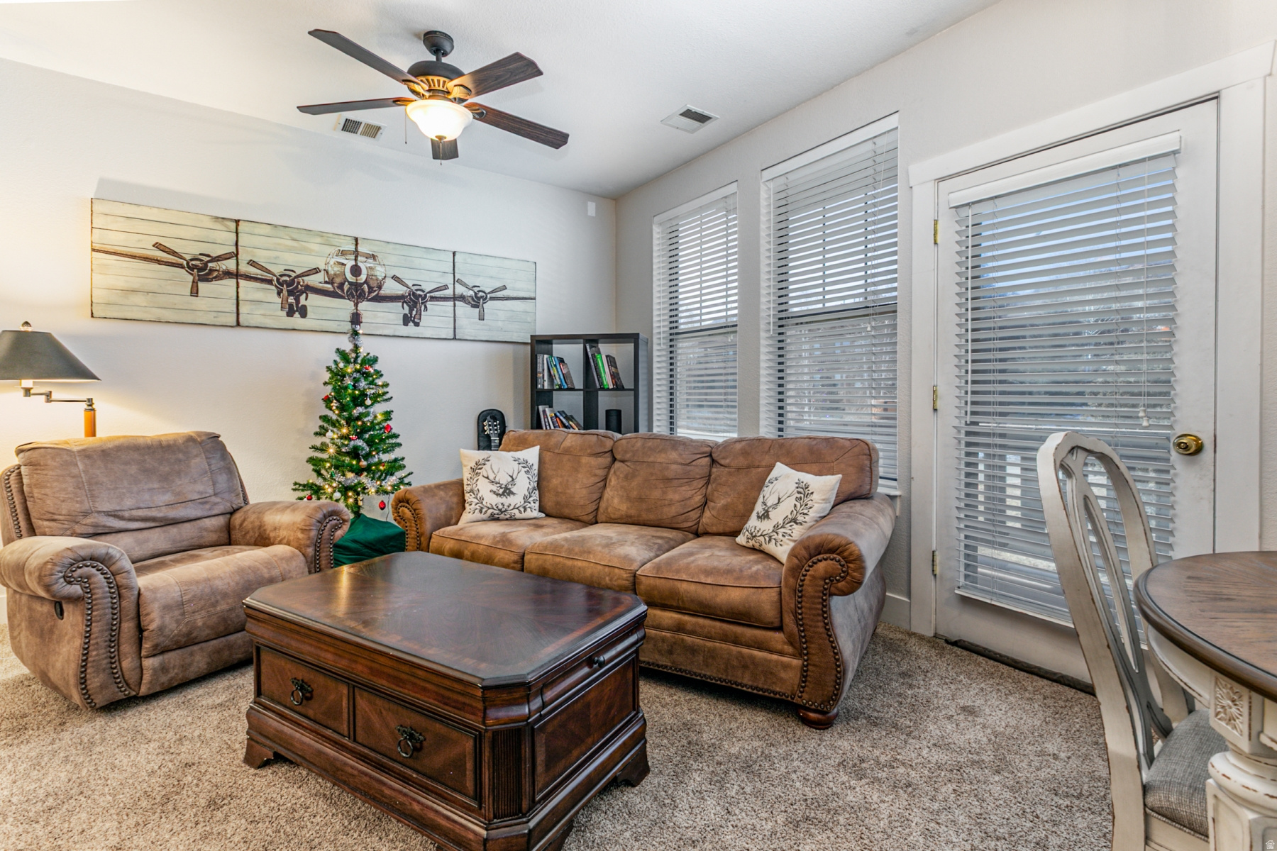 PINEBROOK POINTE CONDOMINIUMS - Residential Lease