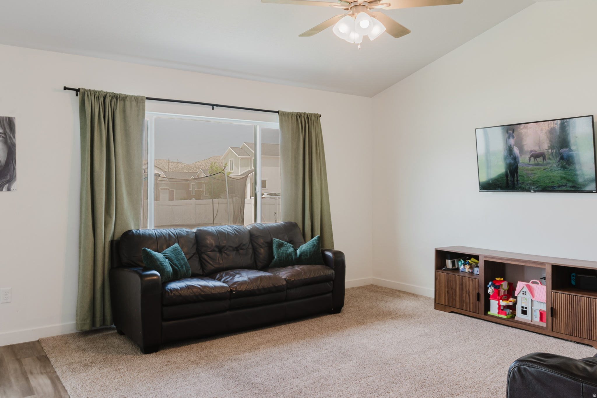 EAGLE POINT - Residential