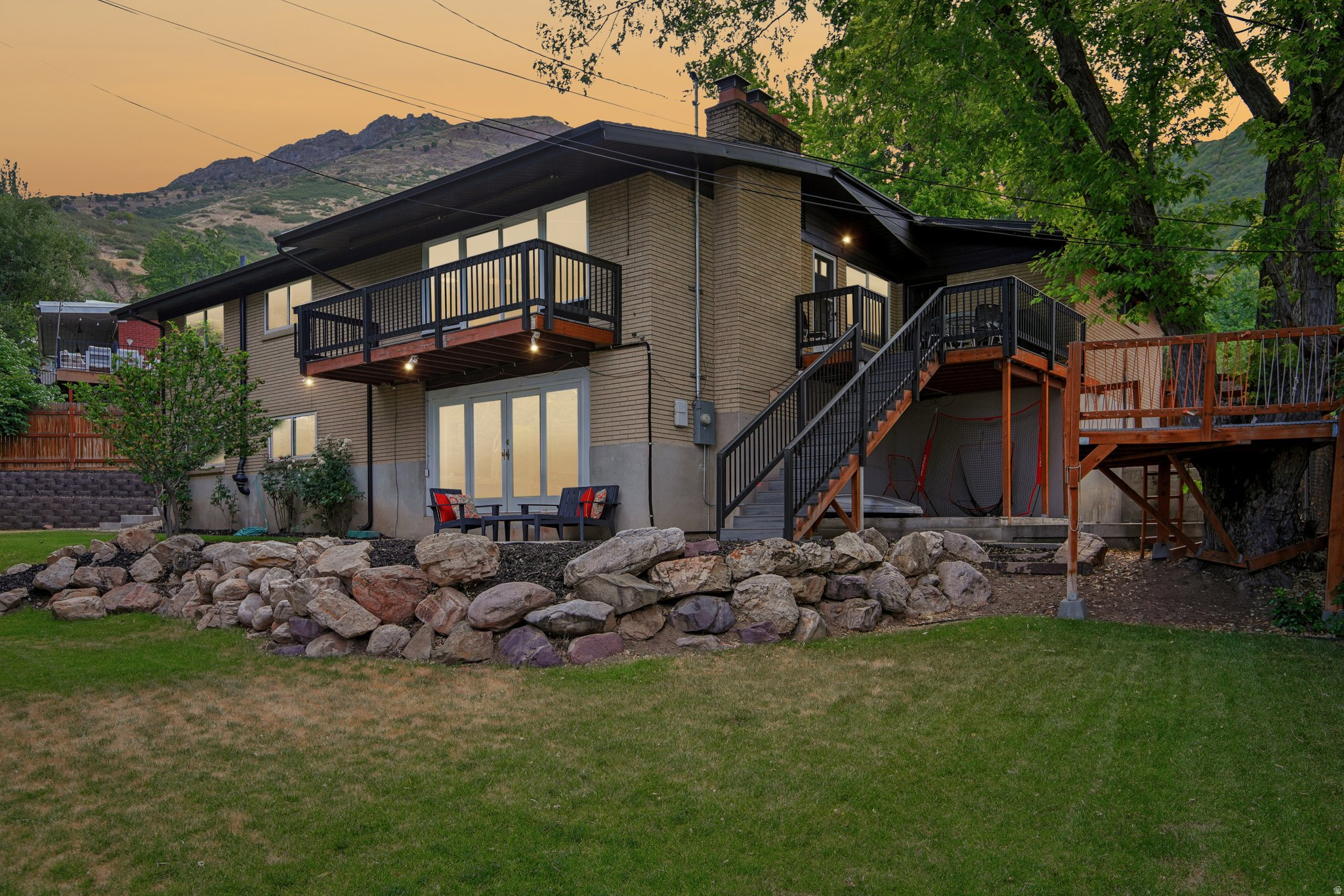 EASTWOOD HILLS - Residential