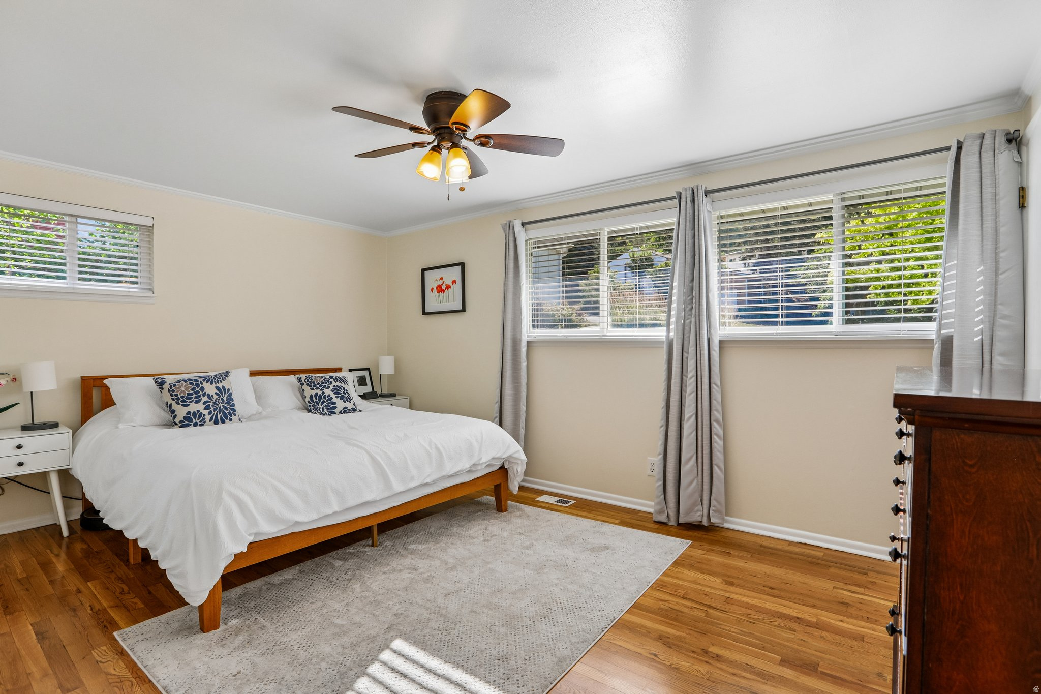 EASTWOOD HILLS - Residential