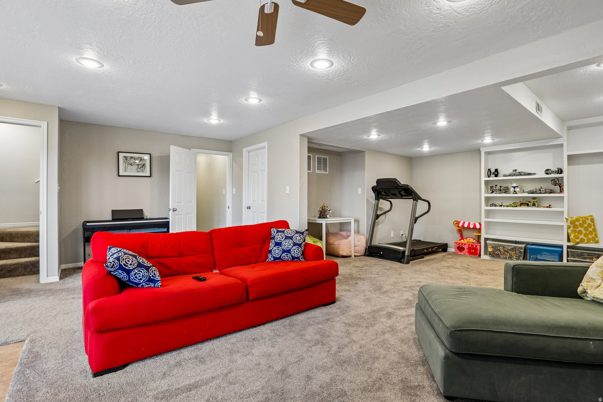 EASTWOOD HILLS - Residential