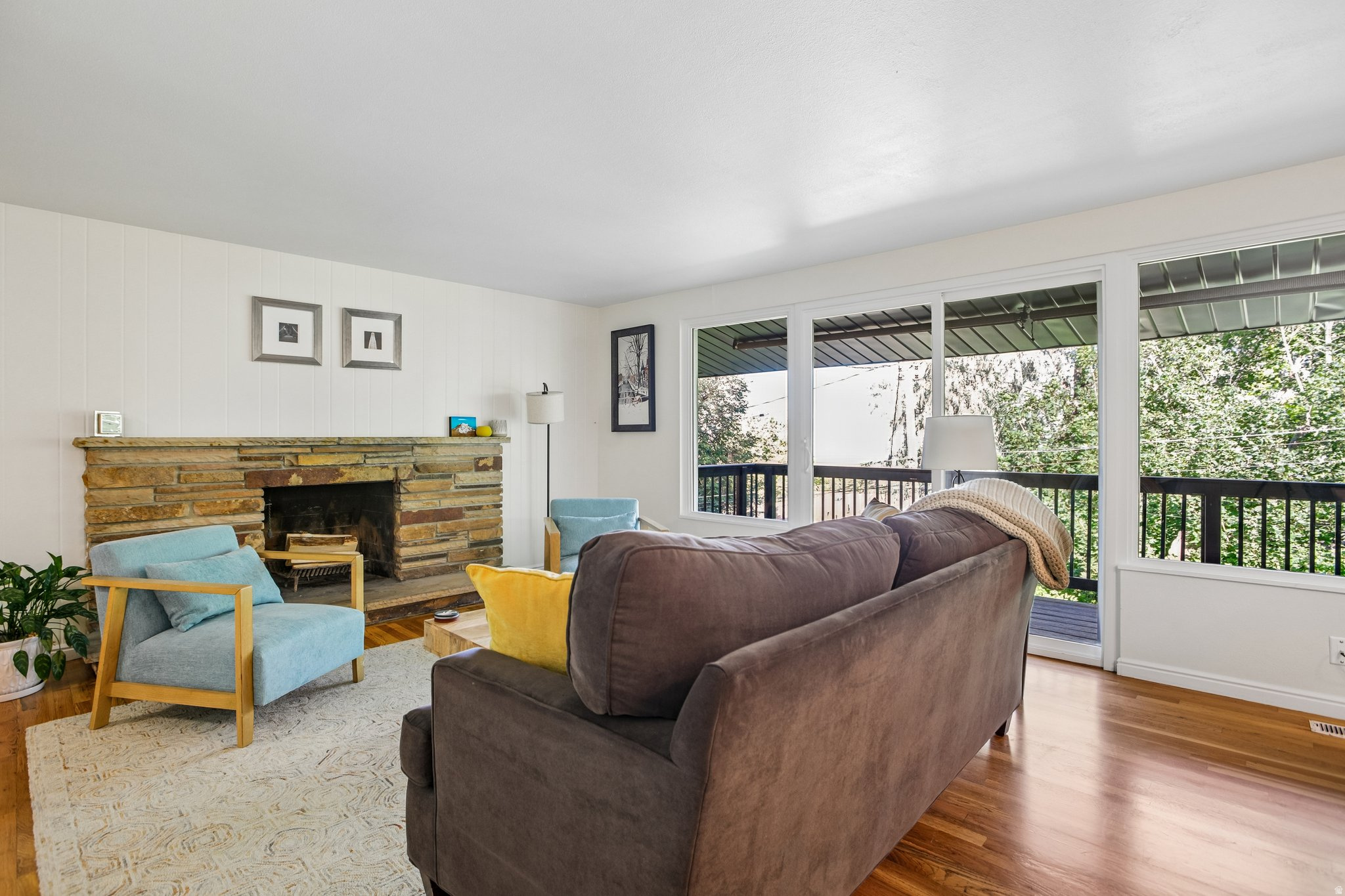 EASTWOOD HILLS - Residential