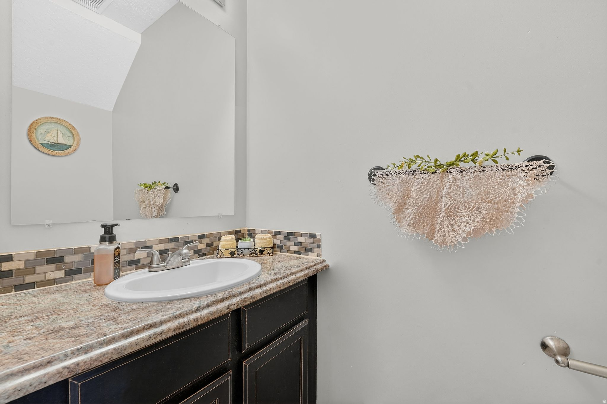 PICKFORD ESTATES - Residential