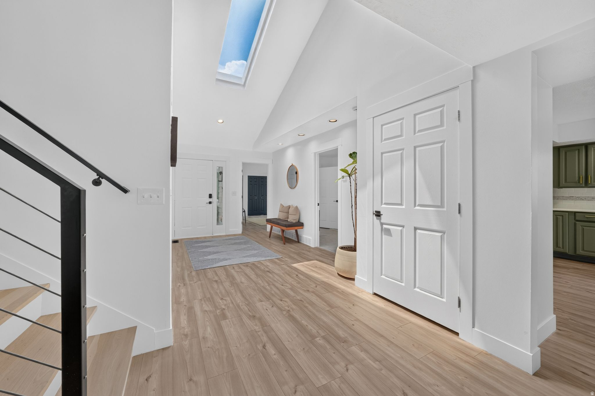 HIGH POINTE - Residential