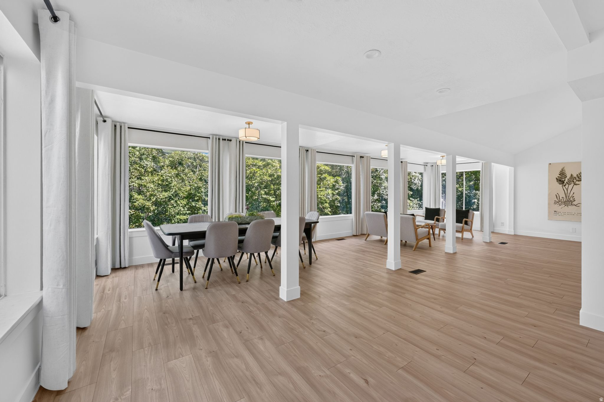 HIGH POINTE - Residential