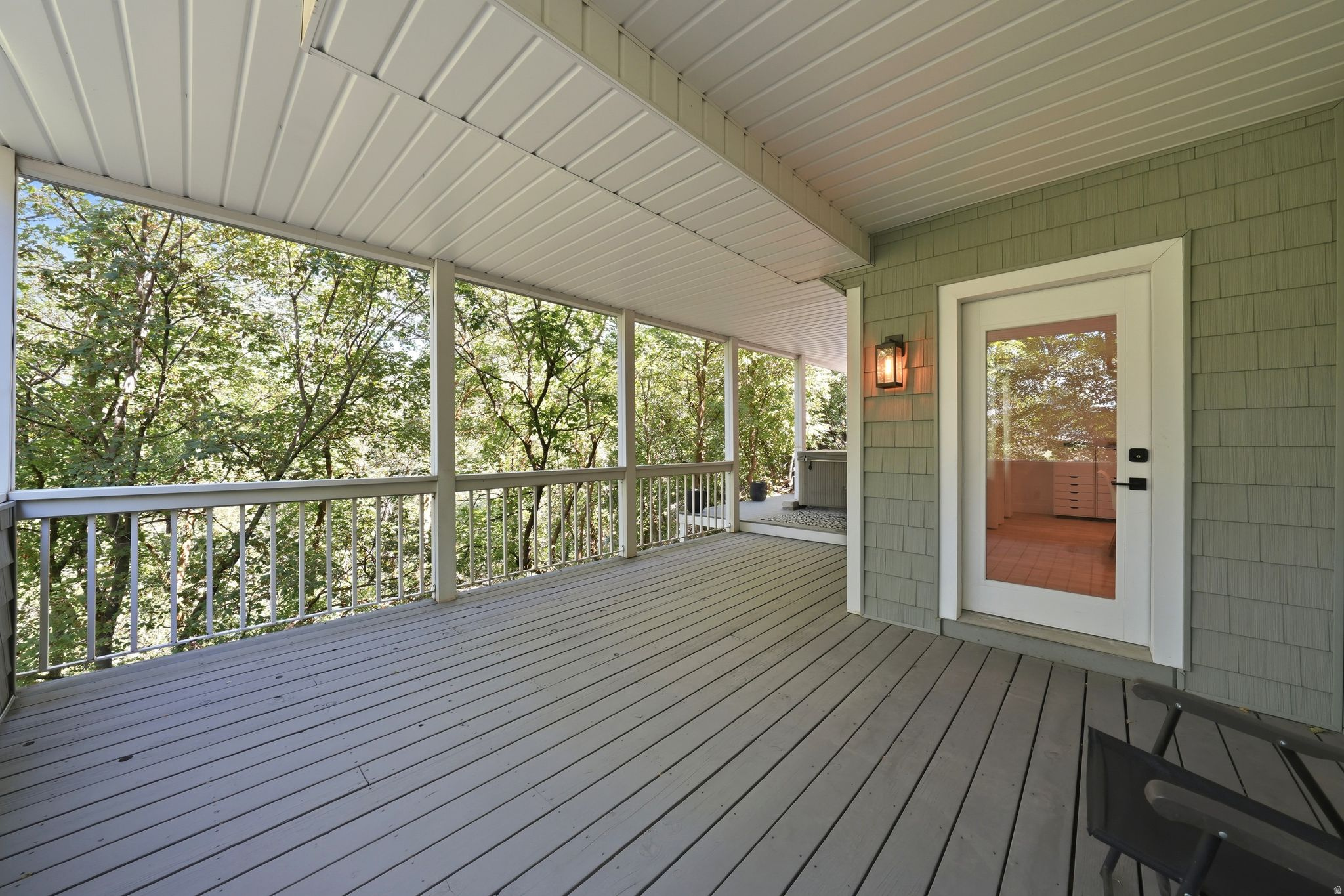 HIGH POINTE - Residential