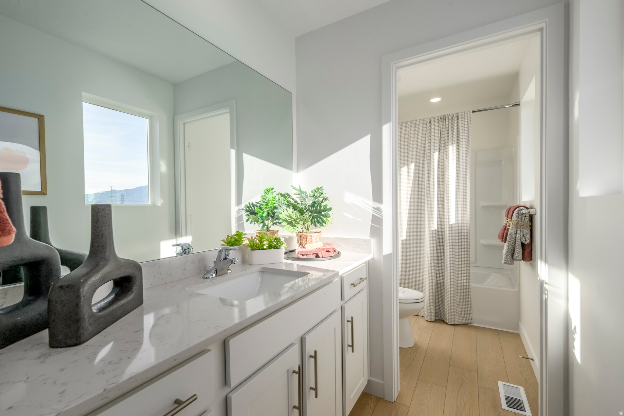 MEADOW CREEK - Residential