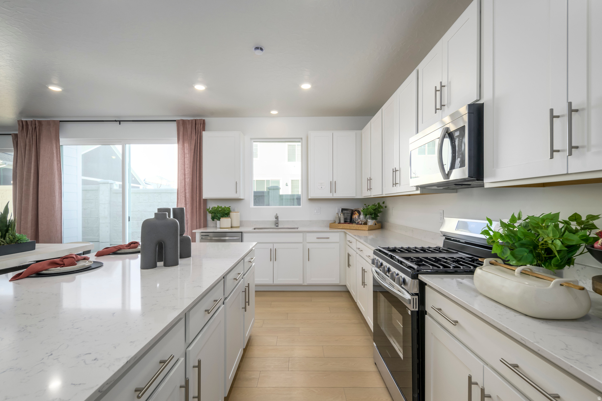MEADOW CREEK - Residential