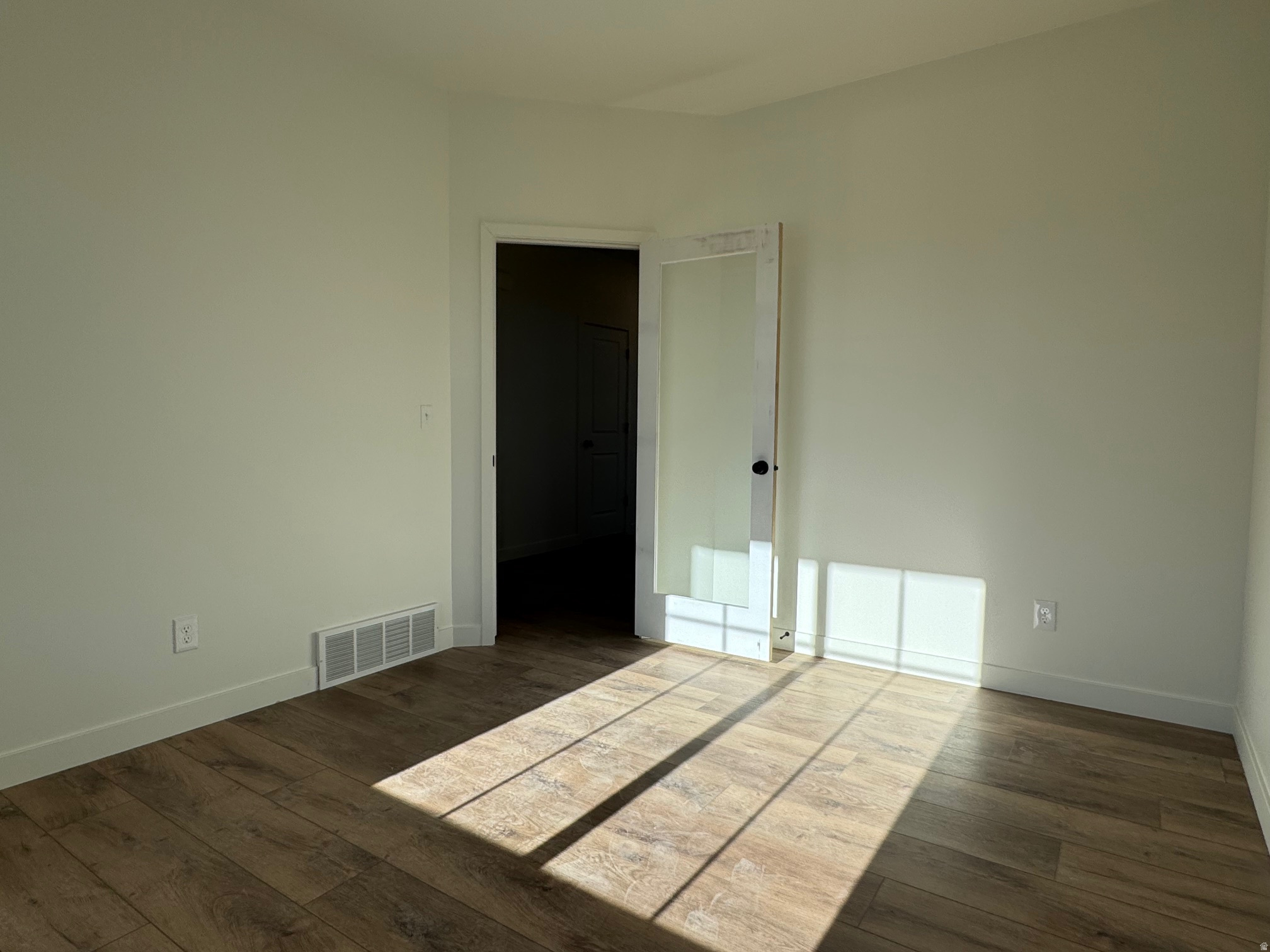 RIVERSIDE ESTATES - Residential