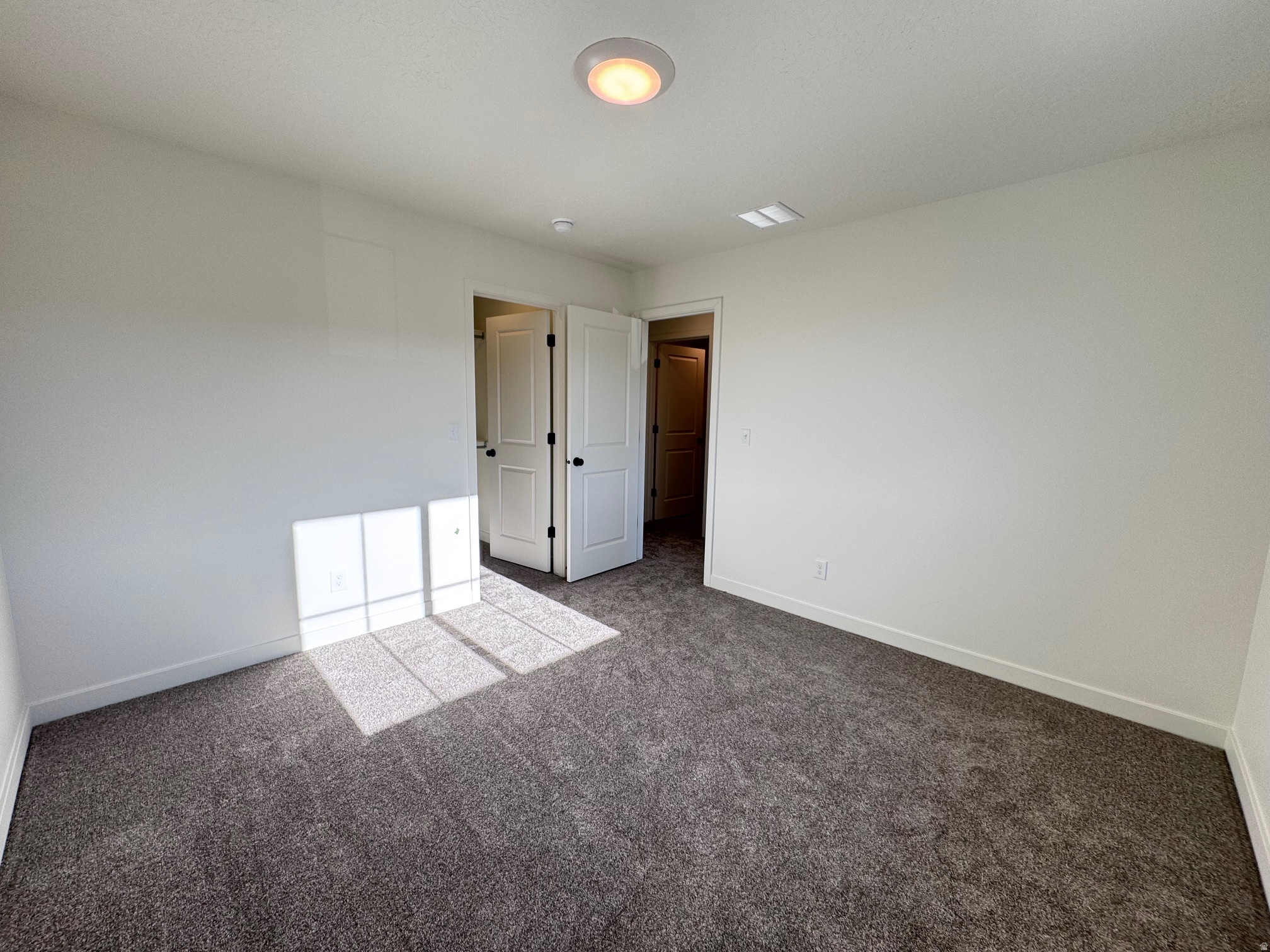 RIVERSIDE ESTATES - Residential