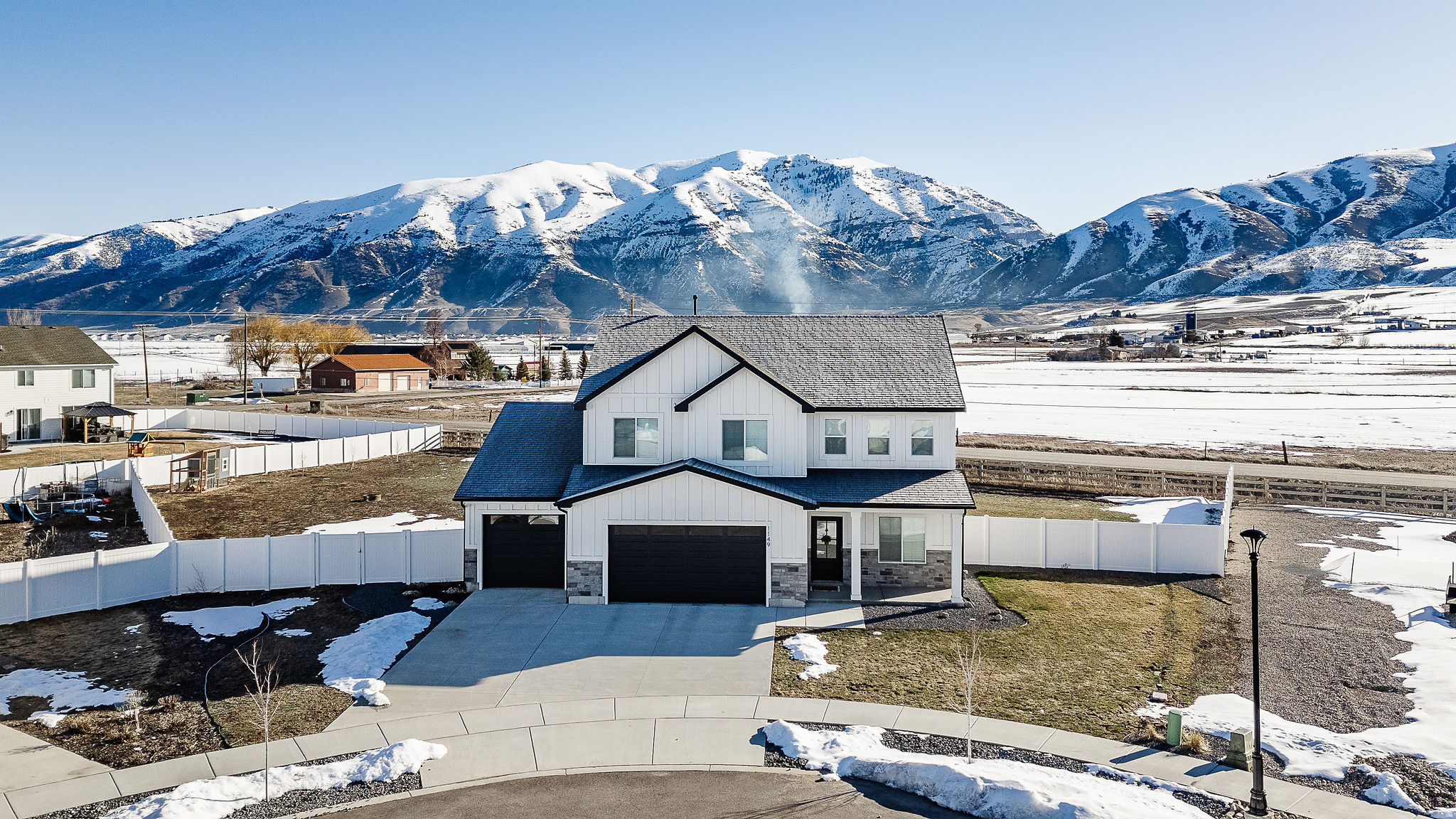 CANYON ESTATES - Residential