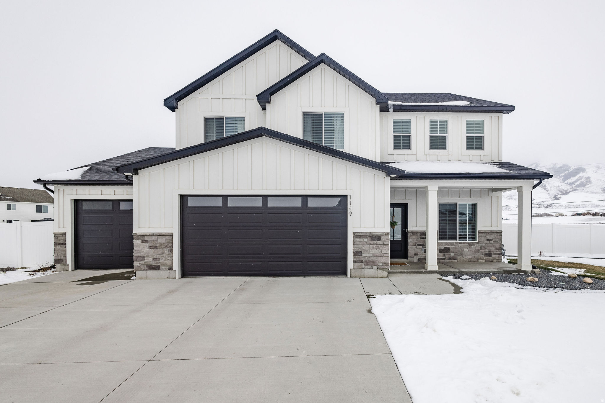 CANYON ESTATES - Residential