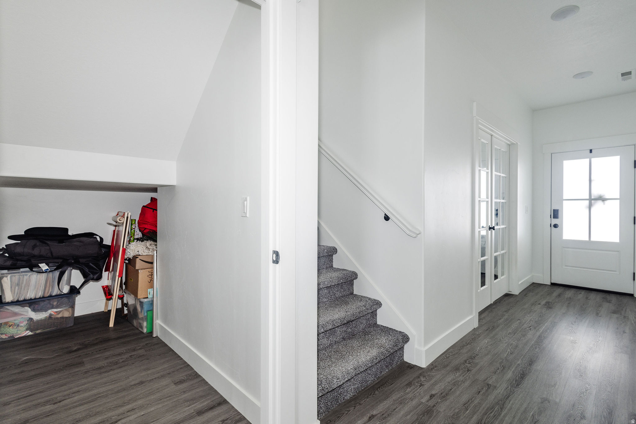 CANYON ESTATES - Residential