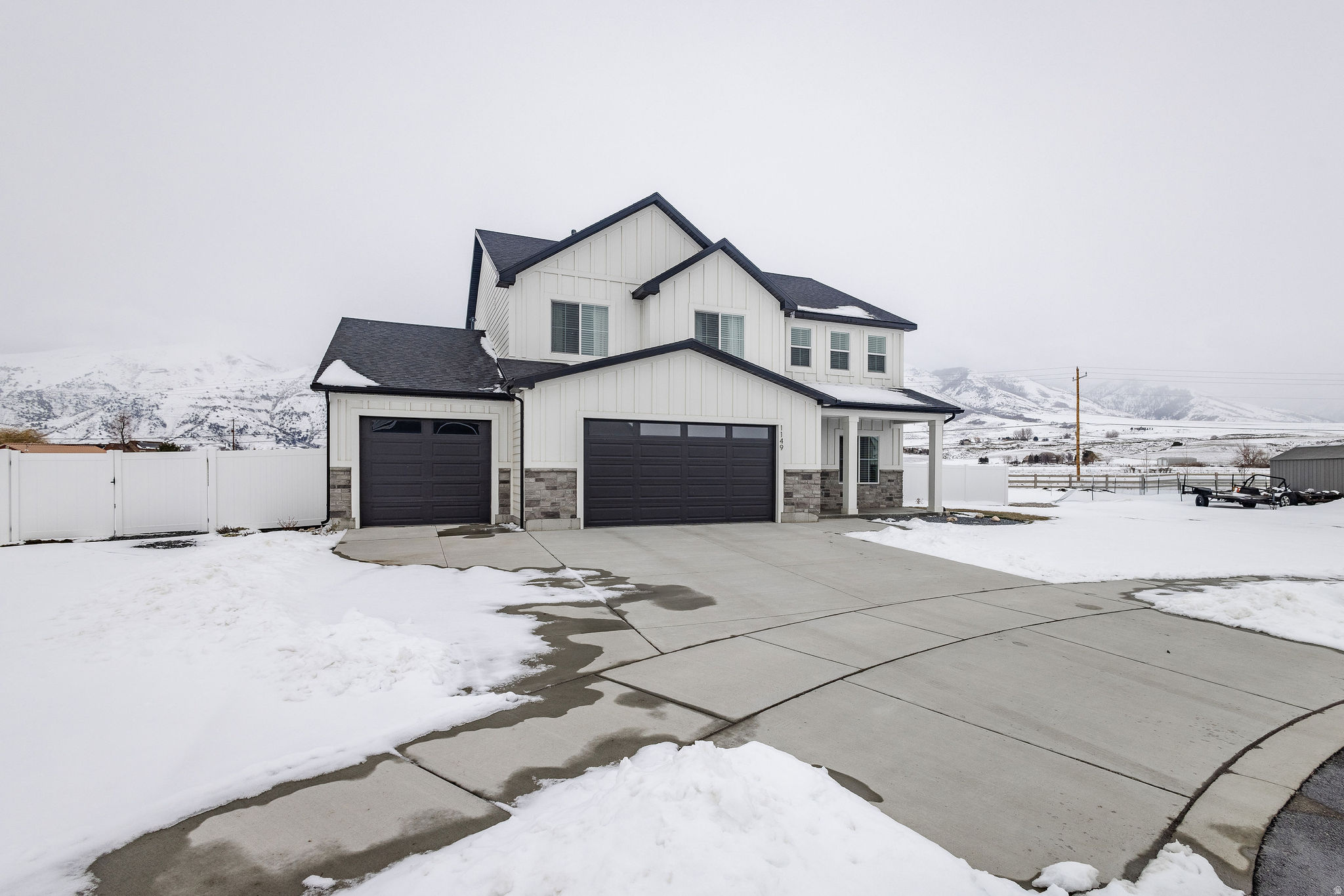 CANYON ESTATES - Residential