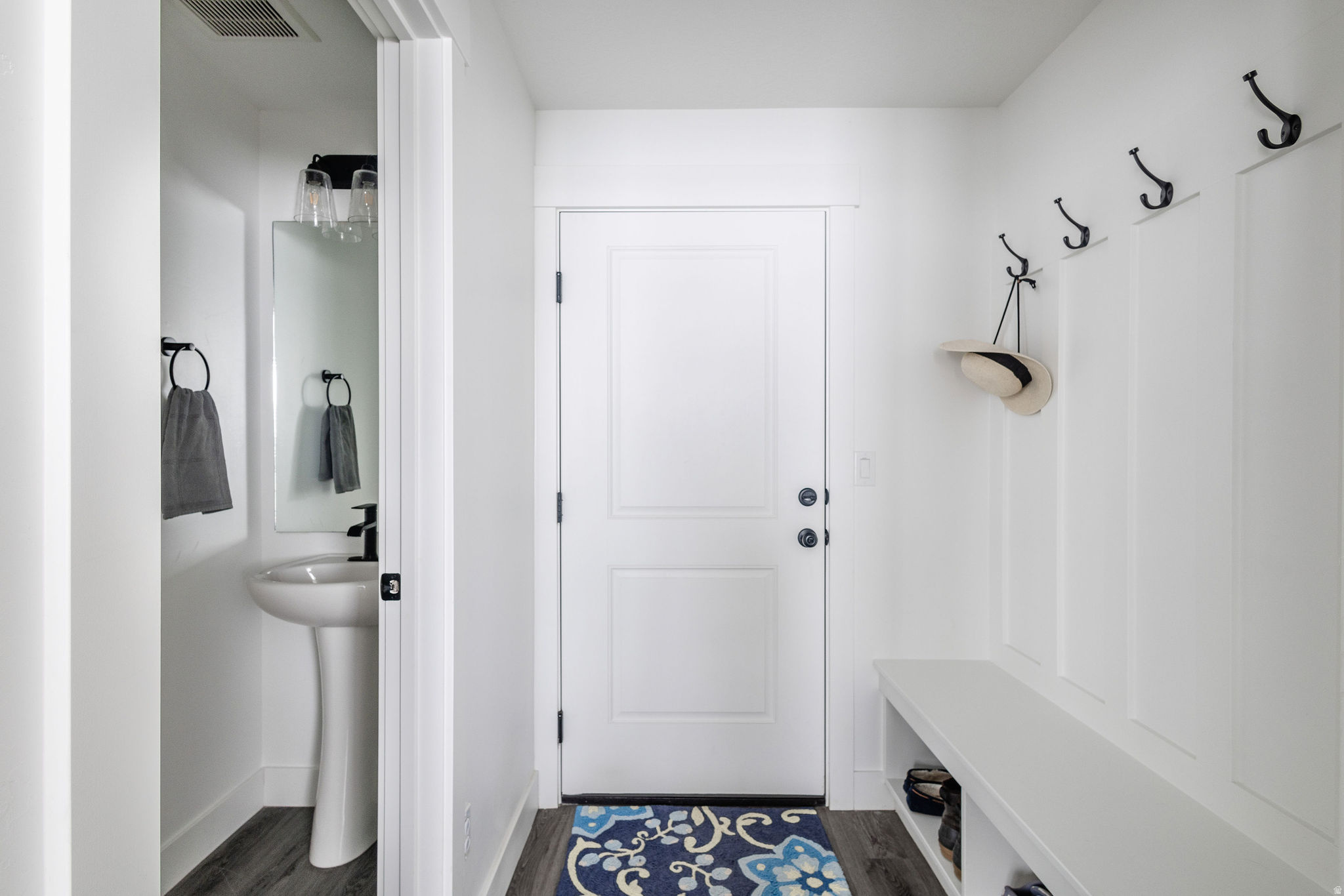 CANYON ESTATES - Residential