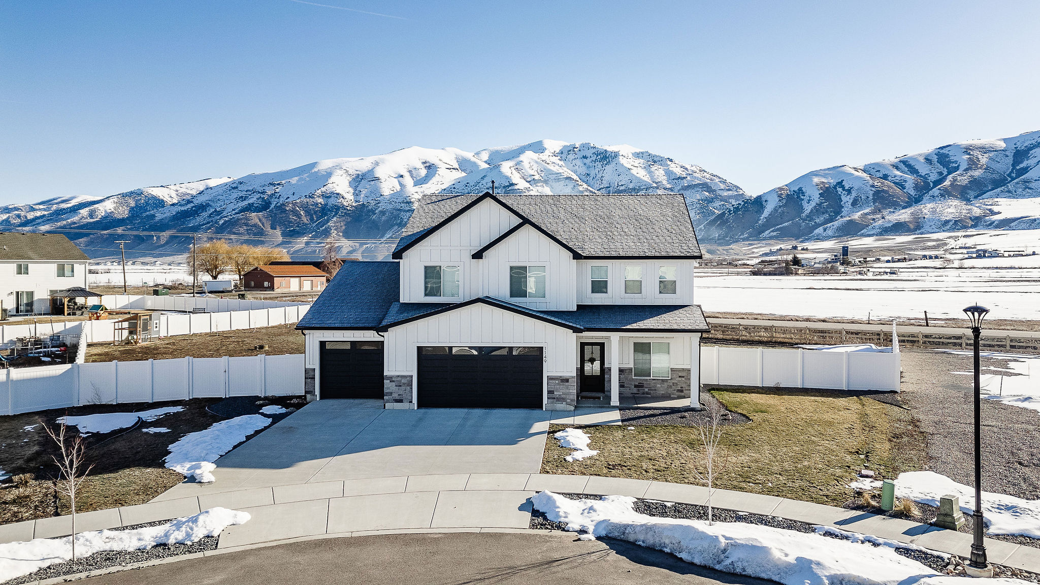 CANYON ESTATES - Residential