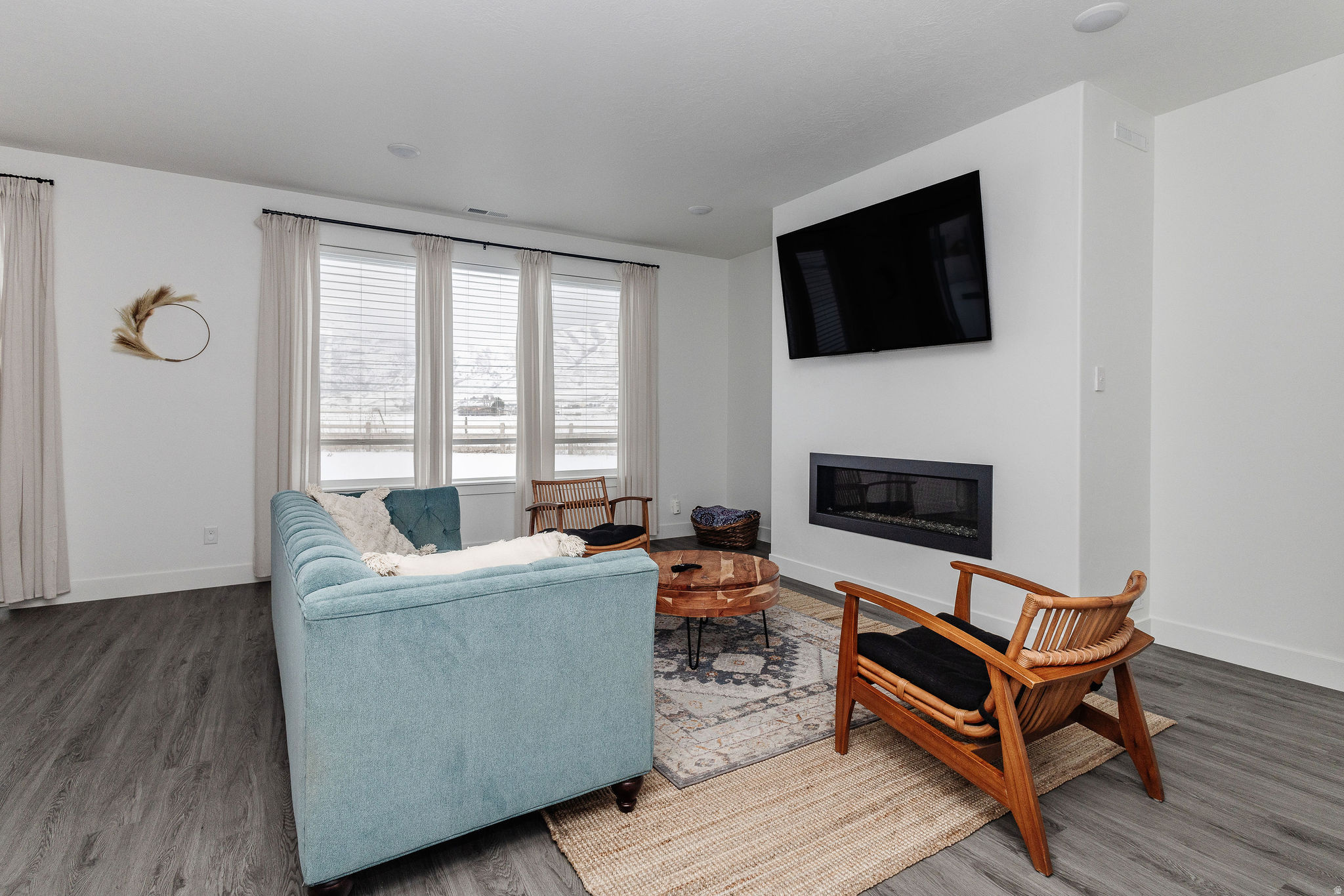 CANYON ESTATES - Residential