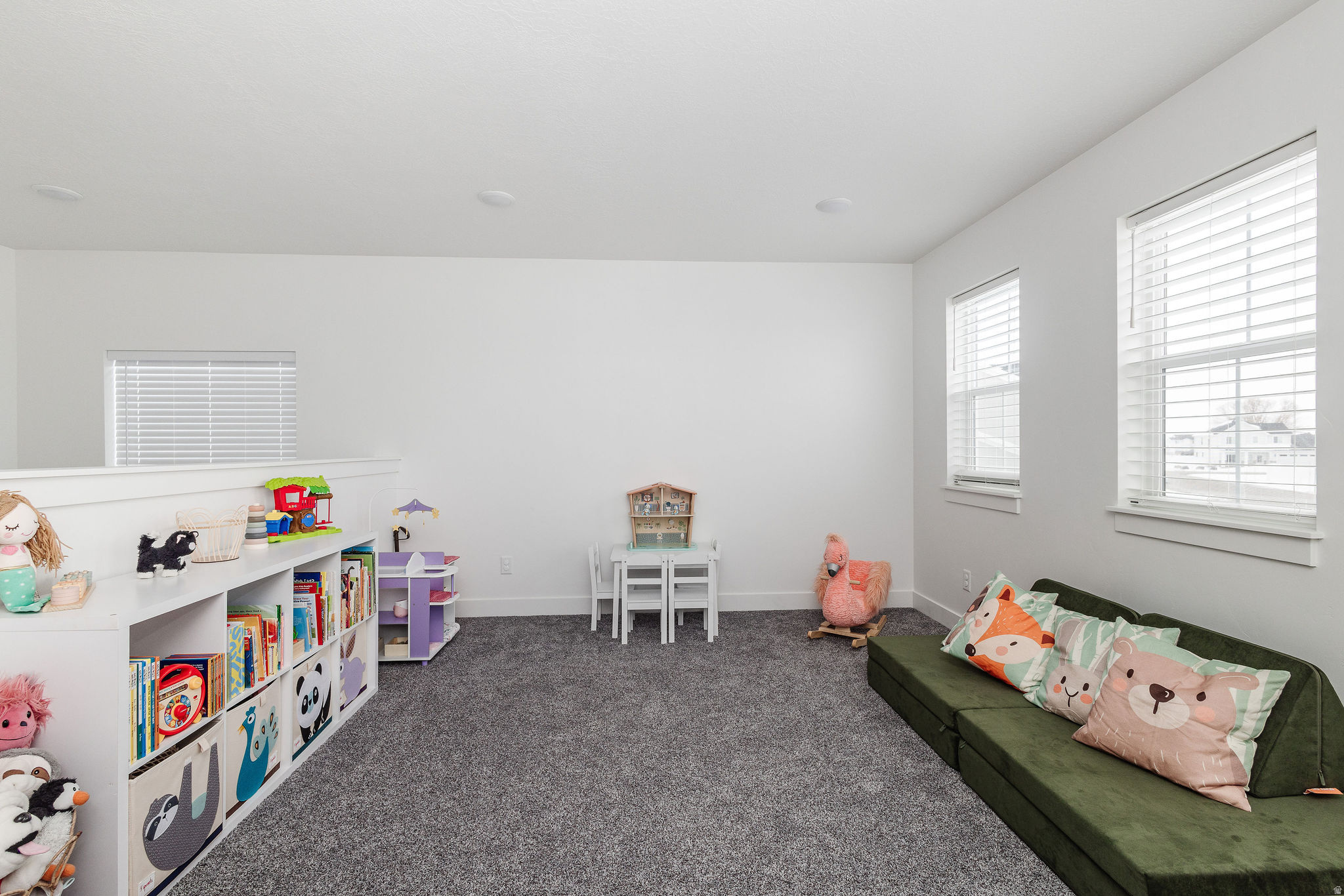 CANYON ESTATES - Residential