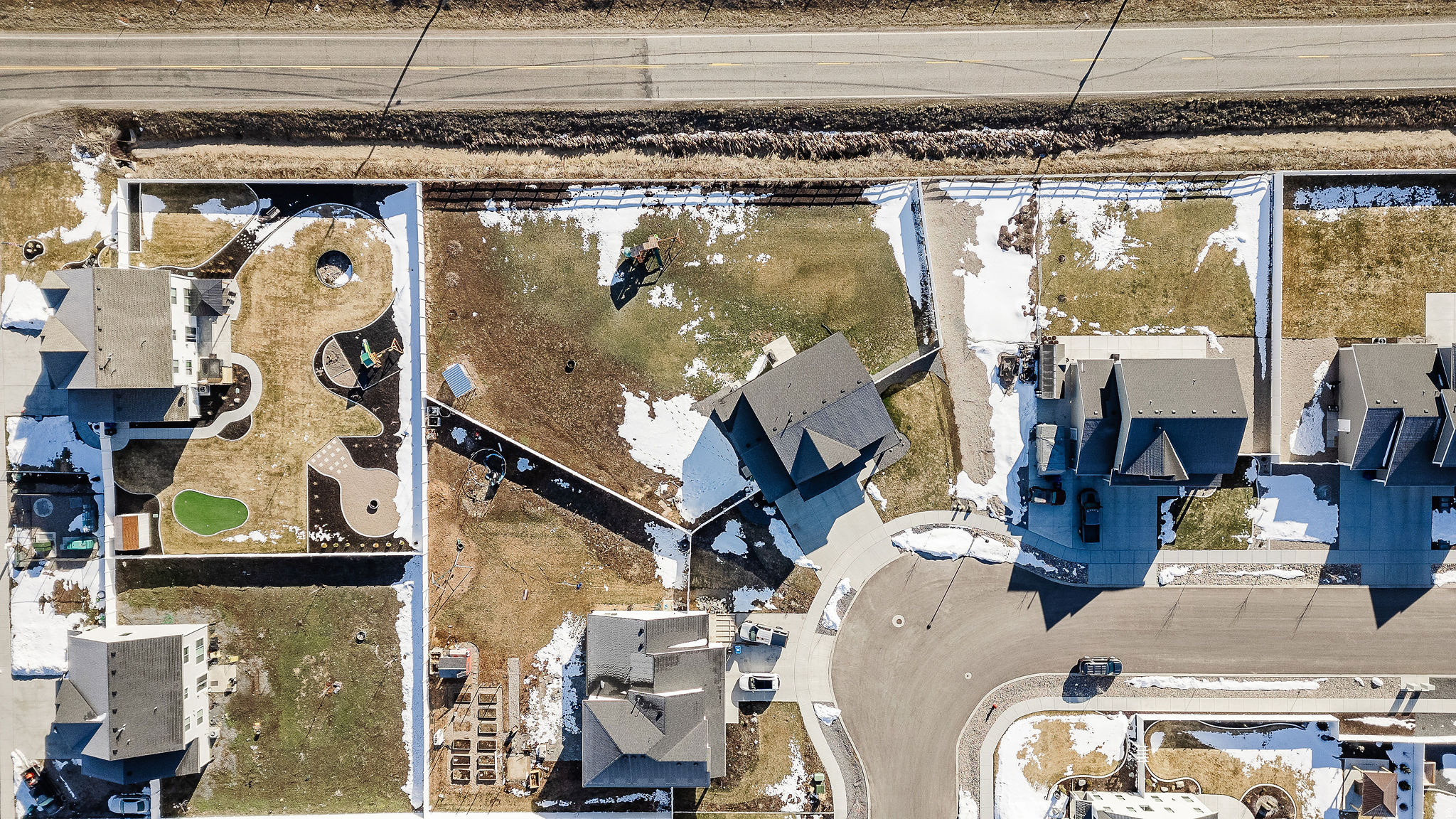 CANYON ESTATES - Residential