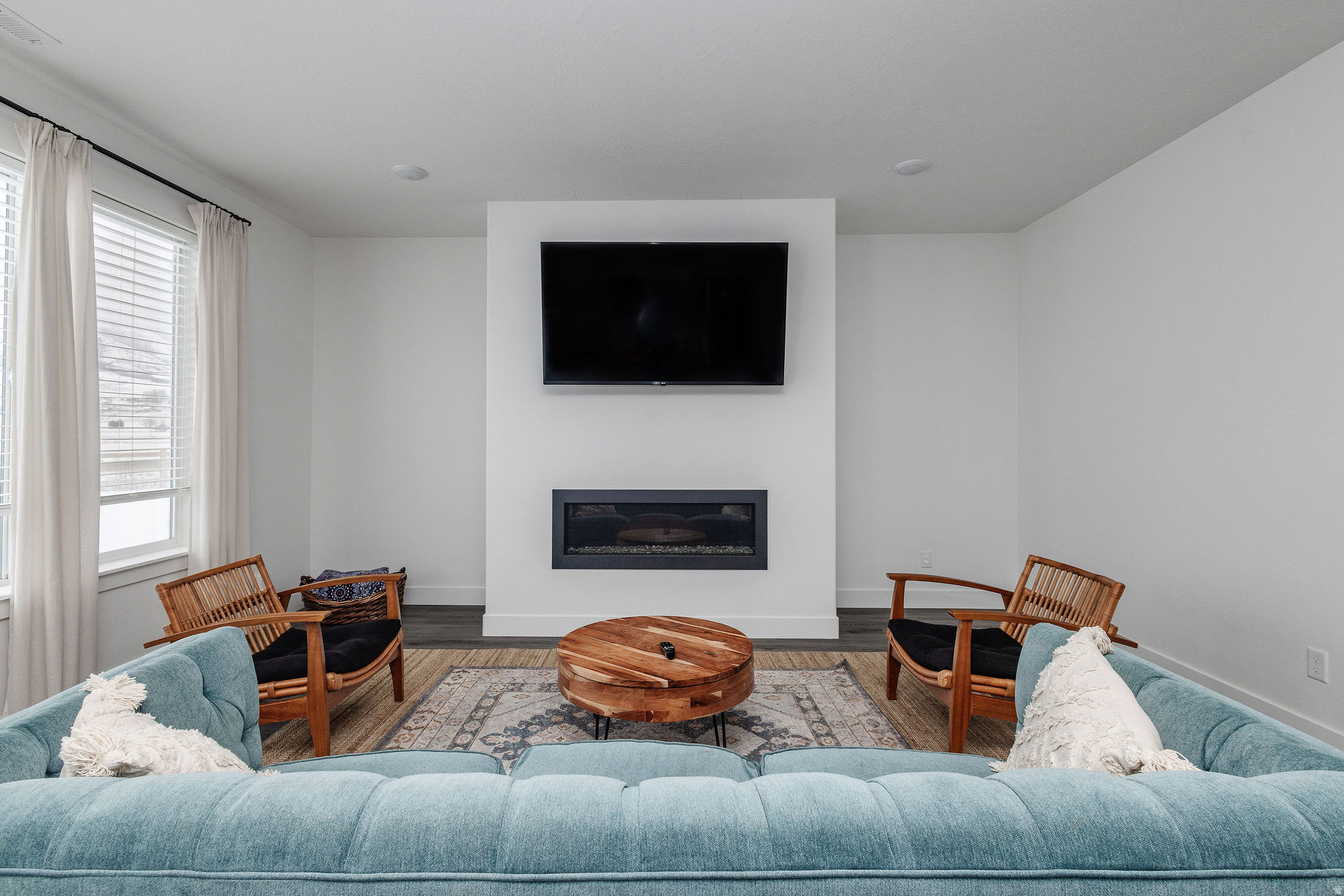 CANYON ESTATES - Residential