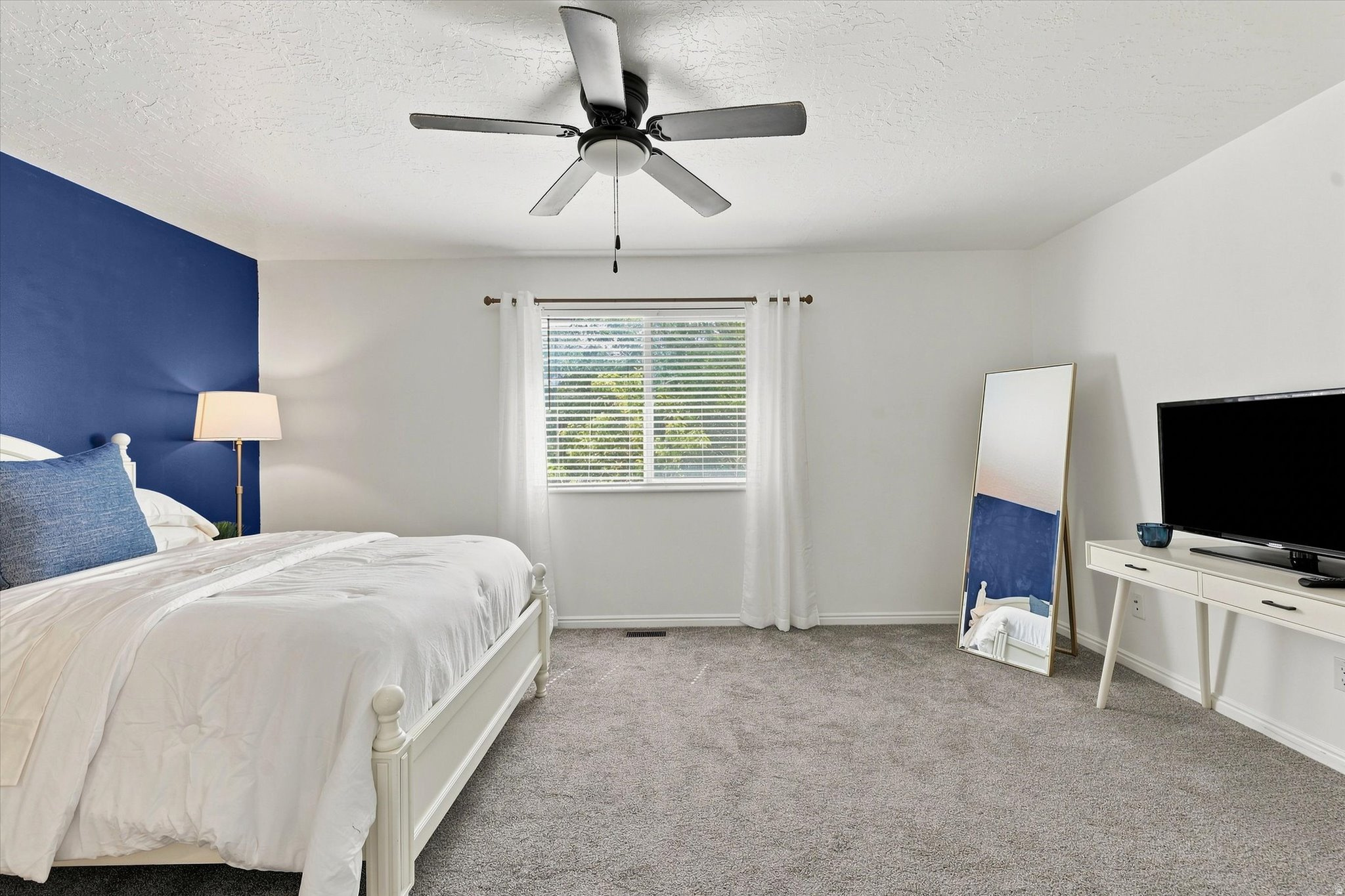 SUNBROOK - Residential