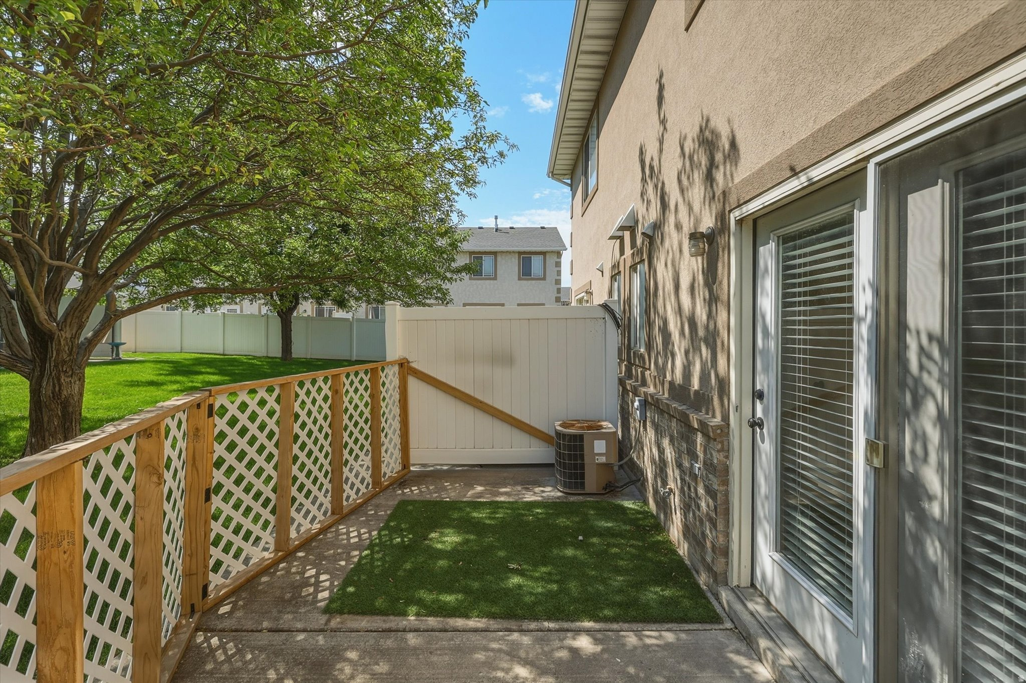 SUNBROOK - Residential
