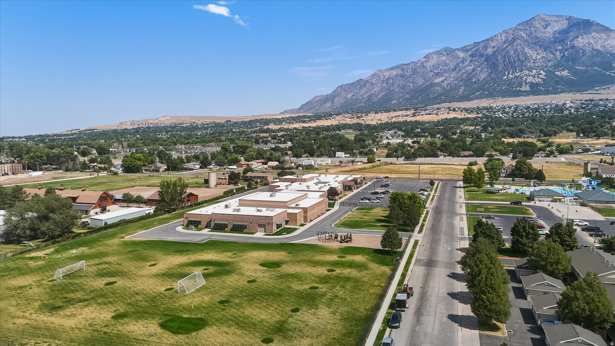 SUNBROOK - Residential