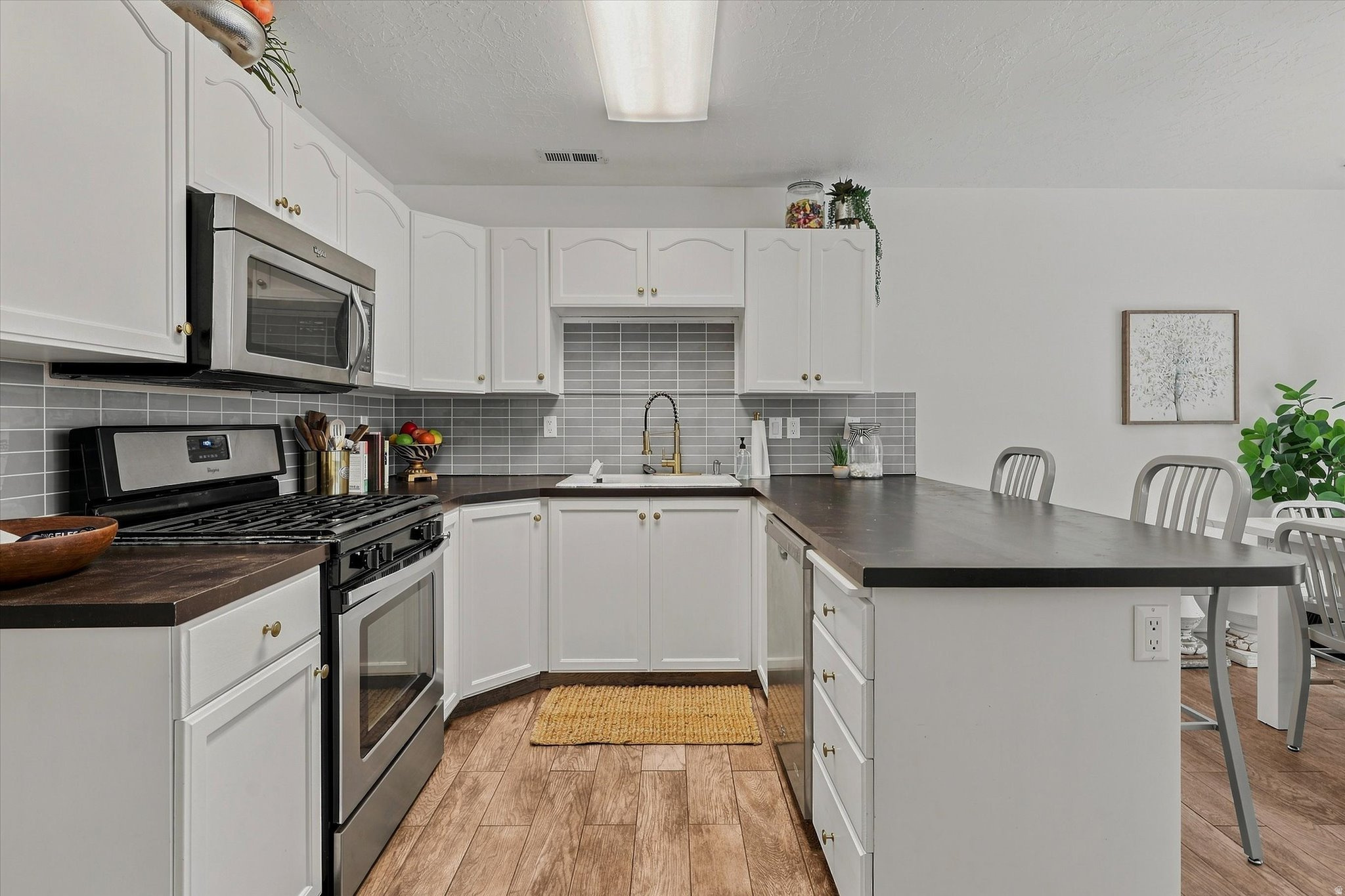 SUNBROOK - Residential