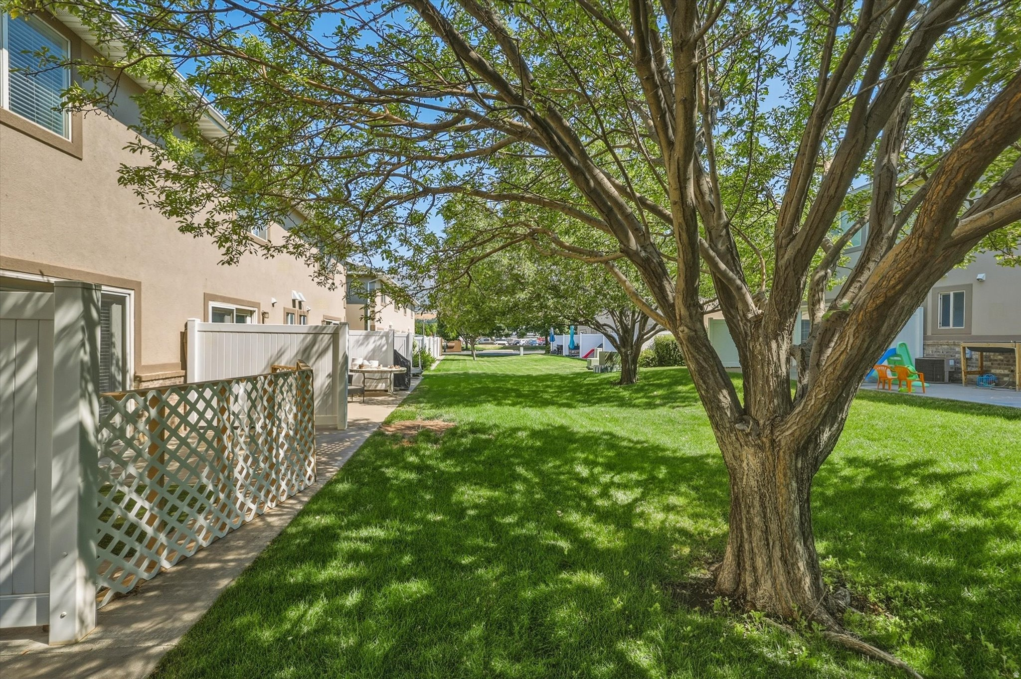 SUNBROOK - Residential