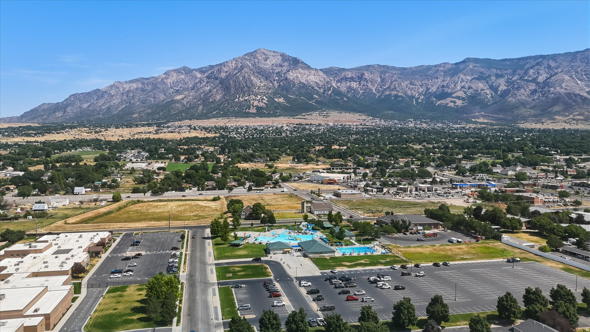 SUNBROOK - Residential