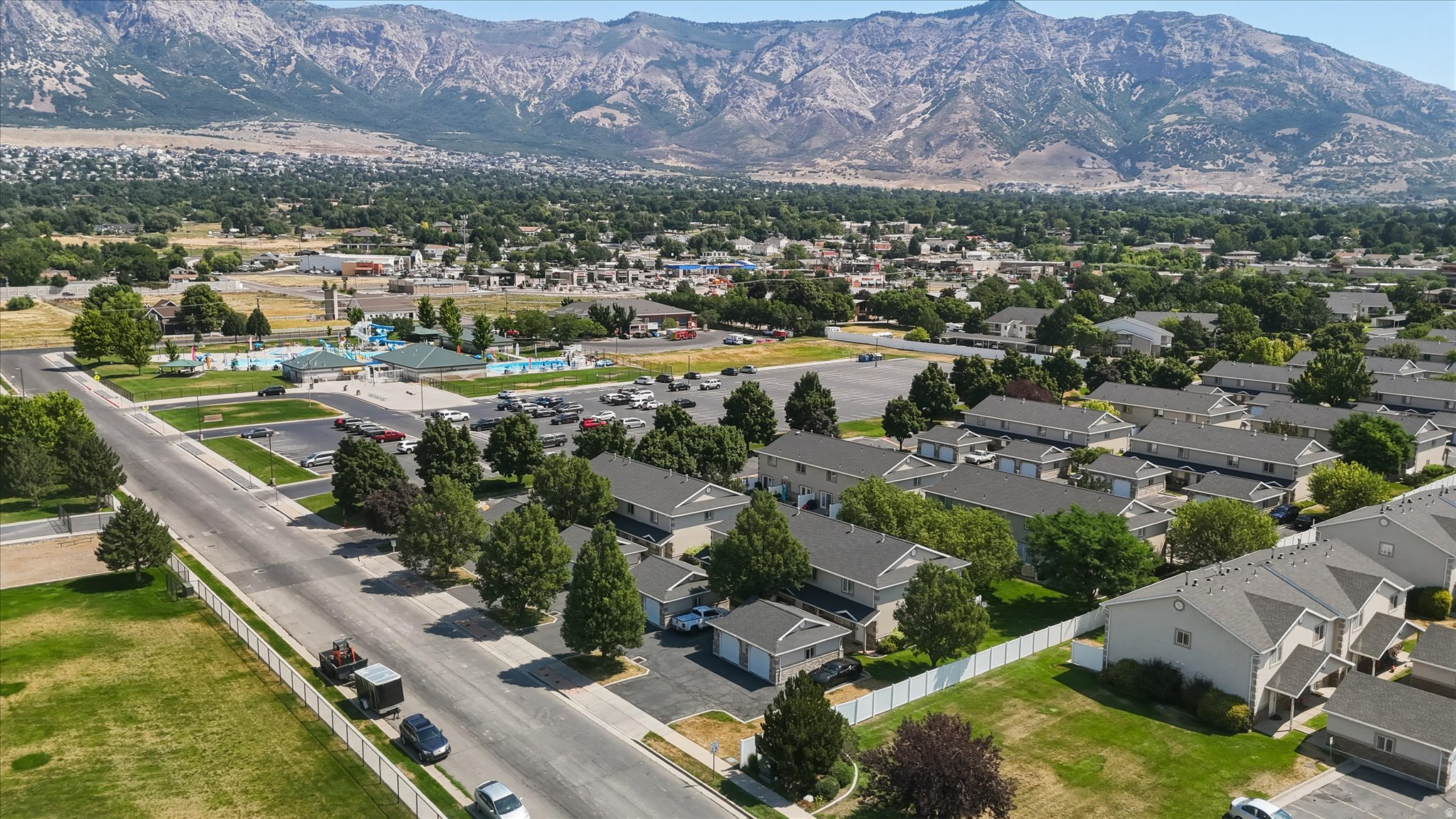 SUNBROOK - Residential