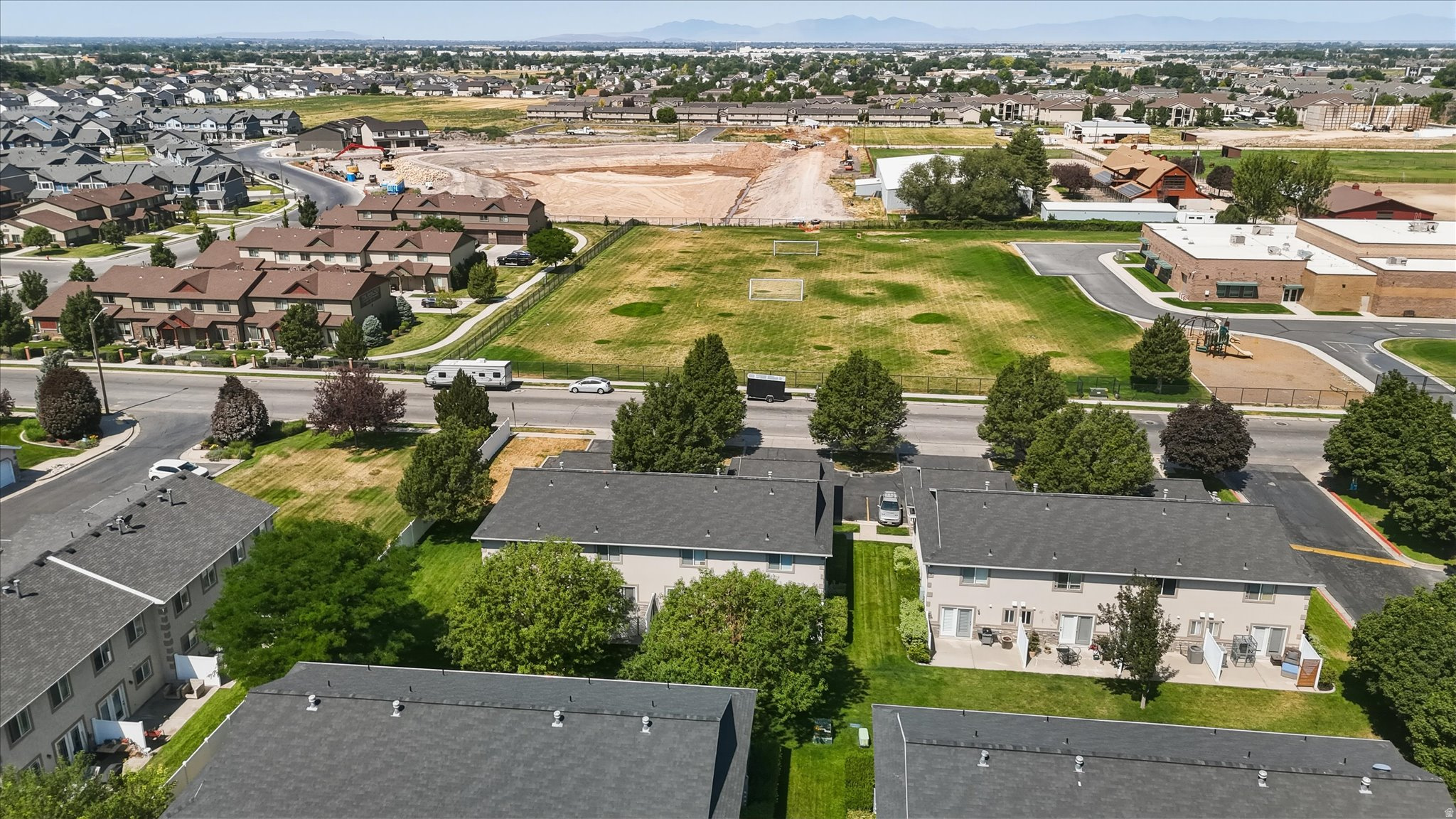 SUNBROOK - Residential