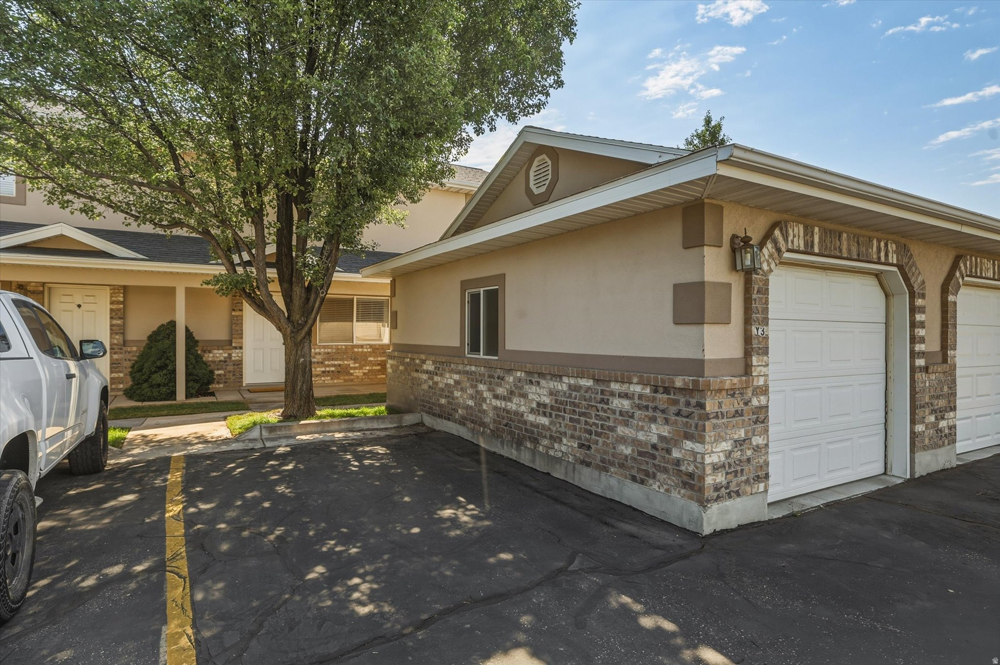 SUNBROOK - Residential